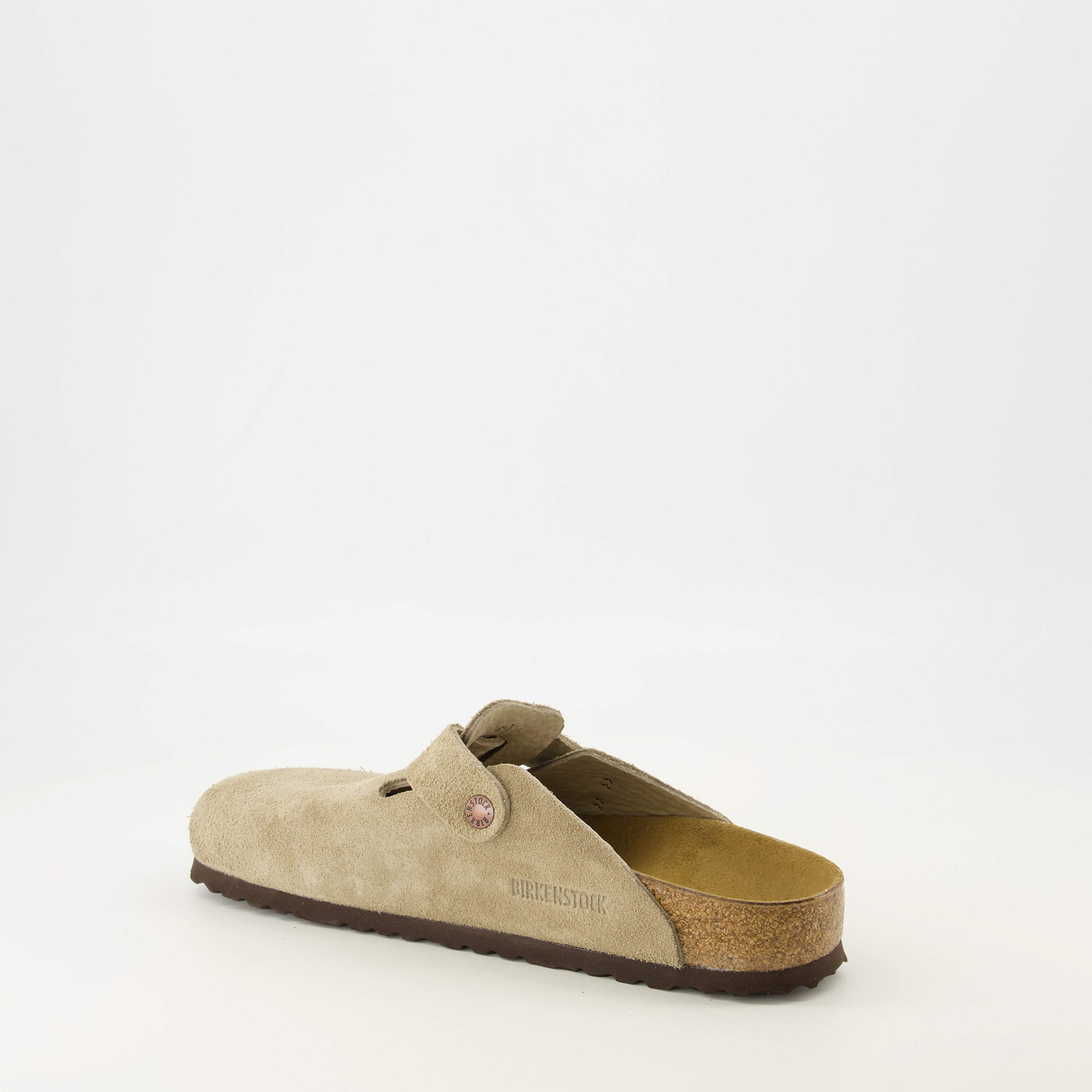 Immagine delle mules Boston taupe del marchio Birkenstock per Unisex - Stagione Primavera-Estate 2026 - Vista tre quarti posteriore destra