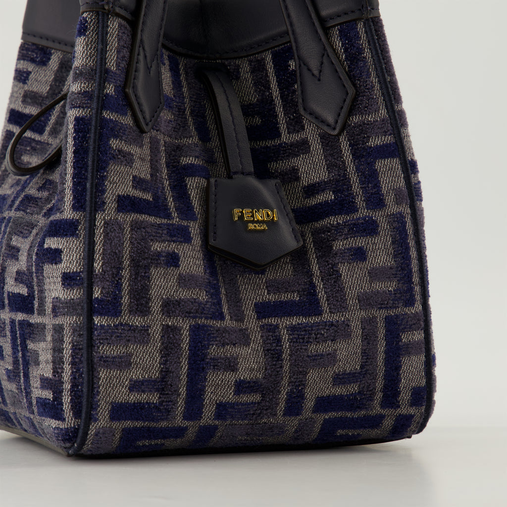 Beuteltaschen Mini sac Origami Fendi Blau Femme