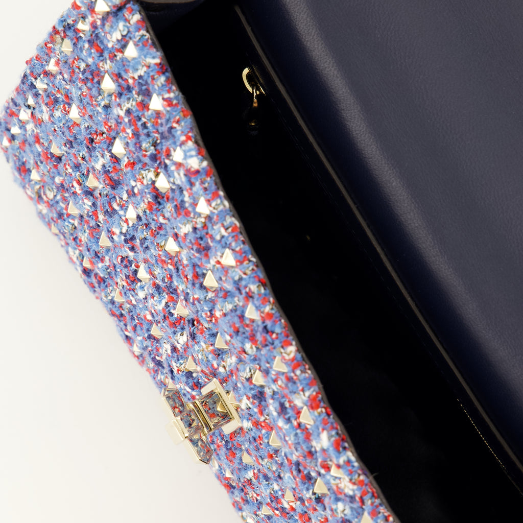 Sacs à main et épaule Sac Rockstud Spike moyen en tweed Valentino Garavani Bleu foncé Femme