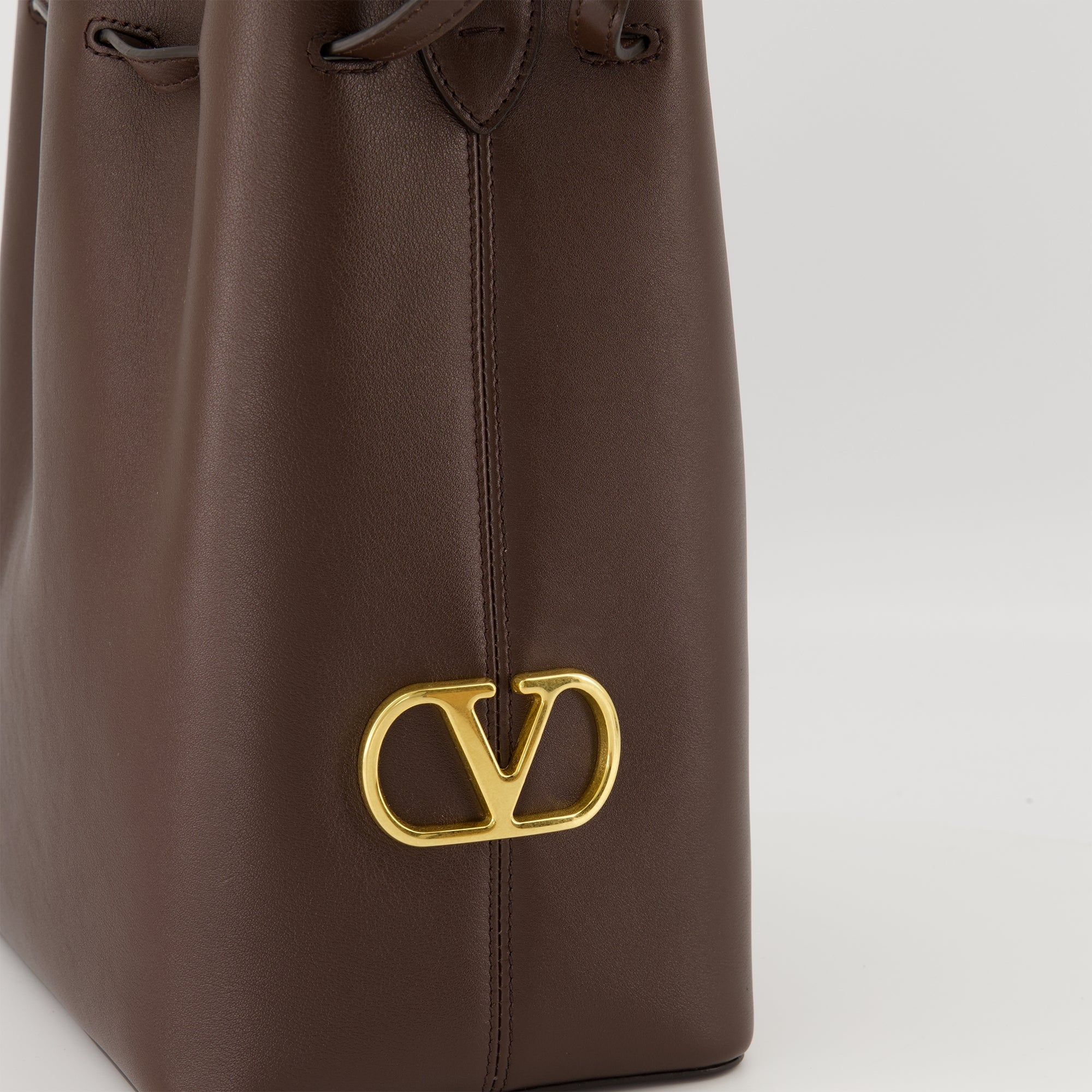 Sacs seau Sac seau So seau Valentino Garavani Marron Femme