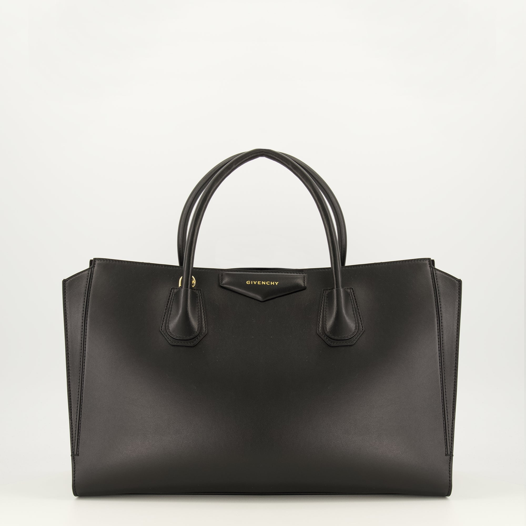 Sacs cabas Antigona Catchall Medium Schwarze Lederhandtasche Givenchy Noir Femme