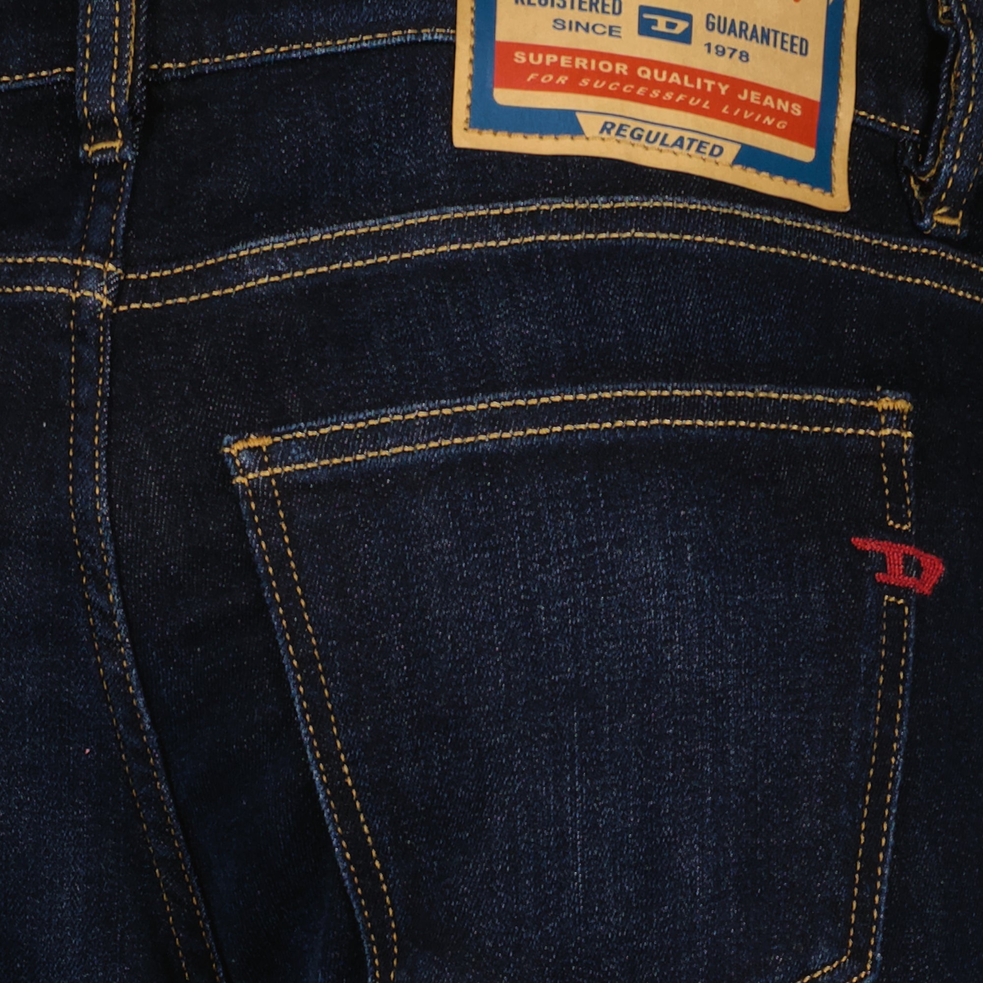 Image de l'article Jean D-Strukt 2019 L.30 de la marque Diesel pour Homme - Saison Automne-Hiver 2025 - Vue détaillée_6