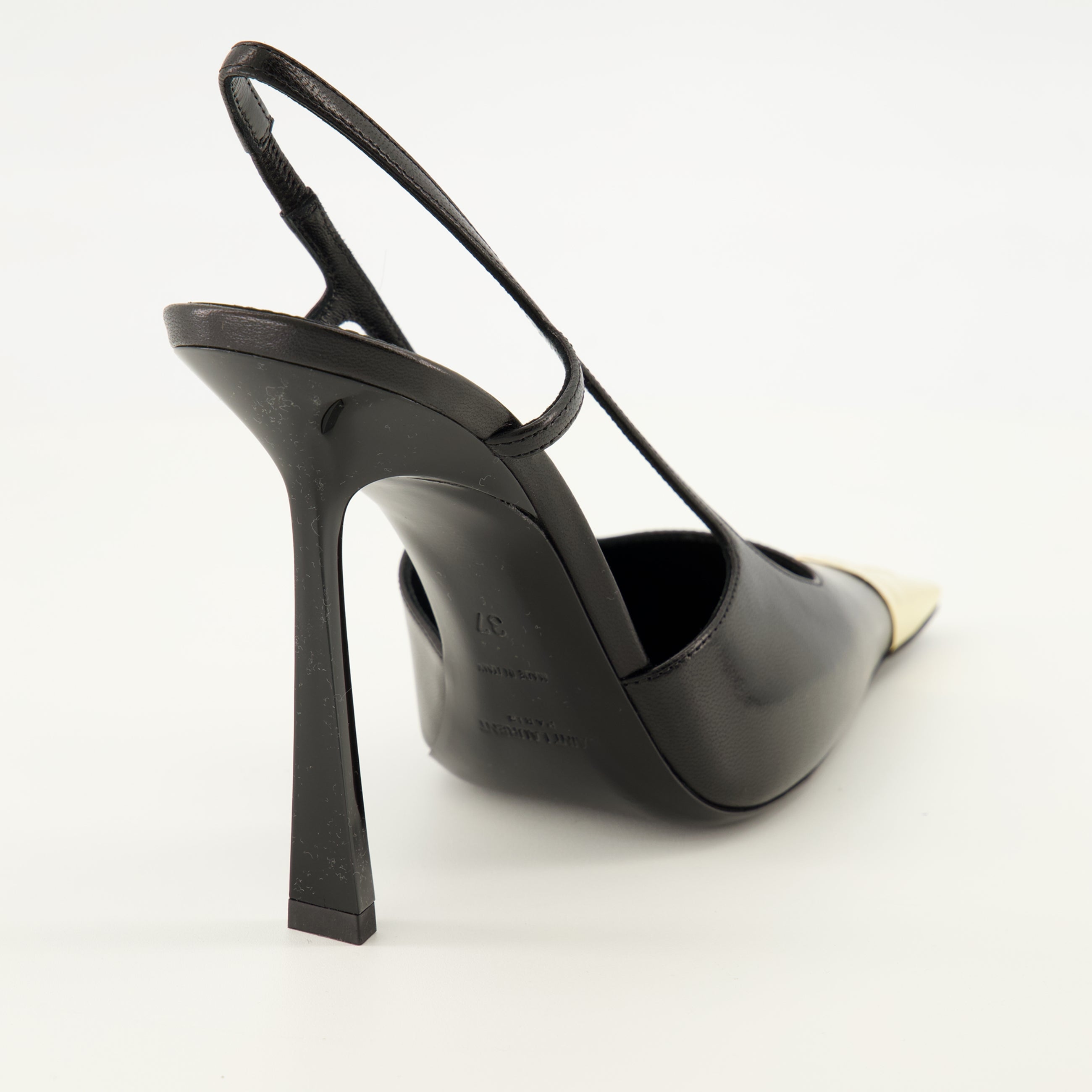 Escarpins Jeanne Slingbacks en Cuero Negro Saint Laurent Noir Femme