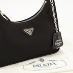 Sacs à main et épaule ブラックのRe-Nylon製ミニリイシュエディション2005バッグ Prada Noir Femme