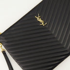 Imagem da bolsa grande Cassandre da marca Saint Laurent para Mulheres - Coleção Outono-Inverno 2025 - Vista Detalhada 2