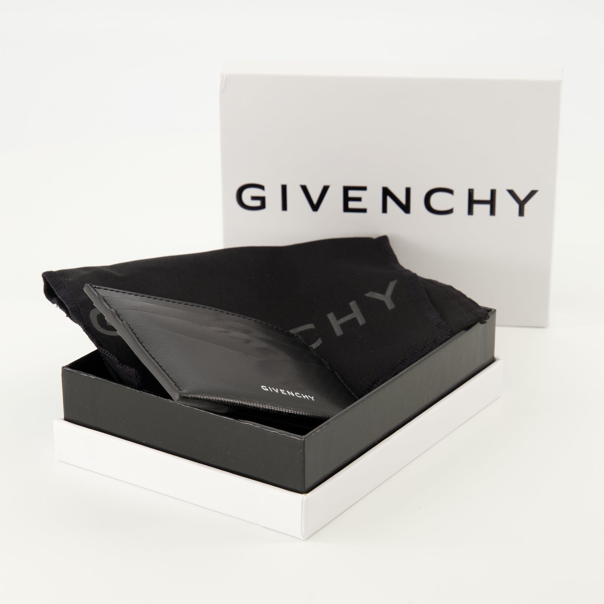 Imagen del porta tarjetas 4G de Givenchy para hombres - Temporada Otoño-Invierno 2025 - Vista Detallada 3