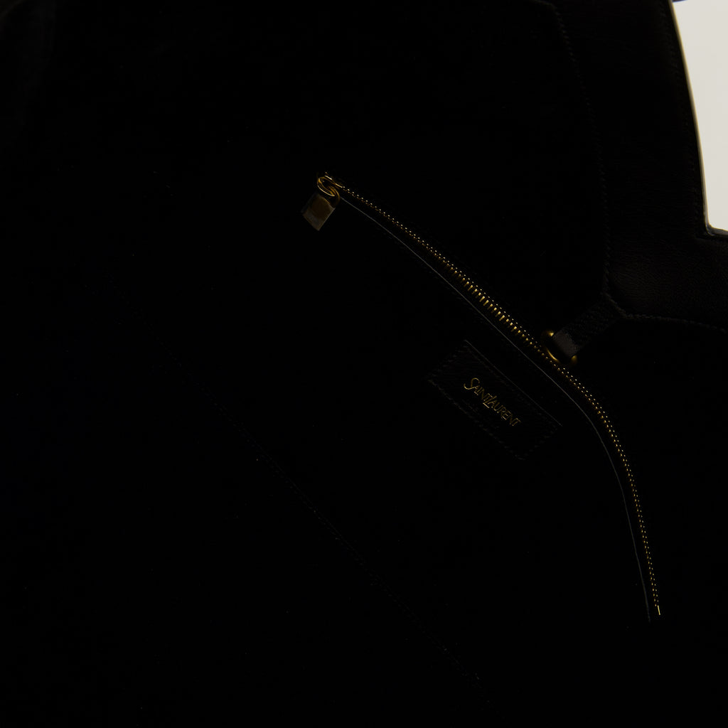 Image de l'article Petit sac cabas Y en cuir noir de la marque Saint Laurent pour Femme - Saison Printemps-Été 2026 - Vue détaillée_3