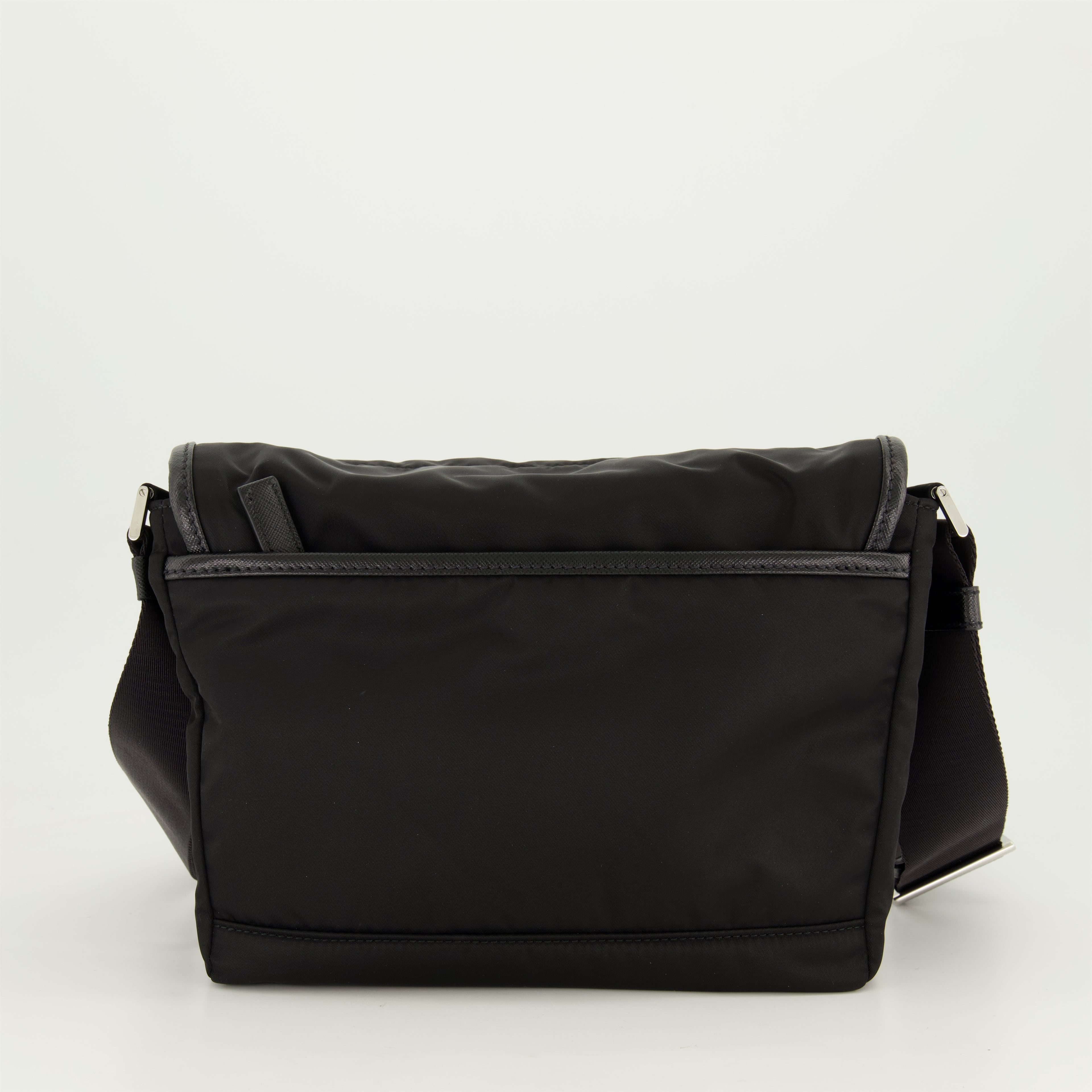 Sacs bandoulière Sac en Re-nylon et cuir Saffiano Prada Noir Homme