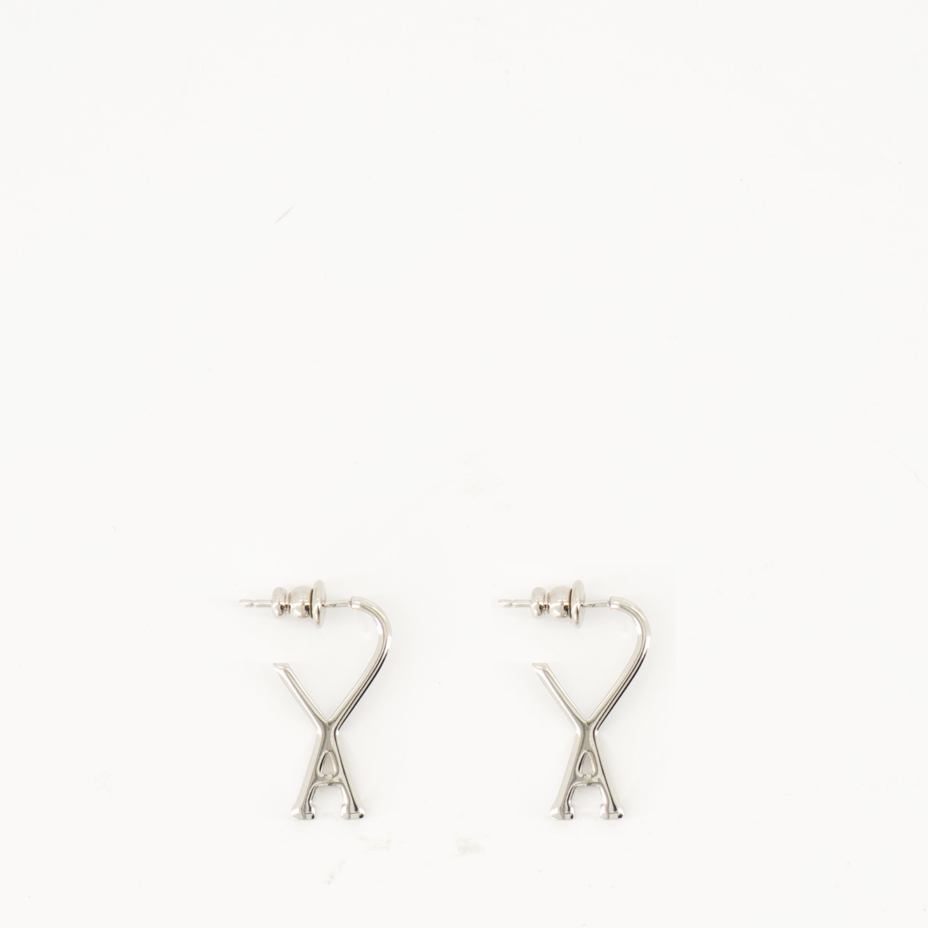 Image of the Ami de Coeur earrings from the brand Ami PARIS for Women - Fall-Winter 2025 - Back View