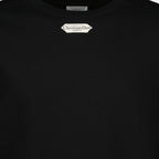 Imagen de la camiseta de etiqueta negra de la marca Dior para Hombre - Temporada Otoño-Invierno 2025 - Vista detallada_2