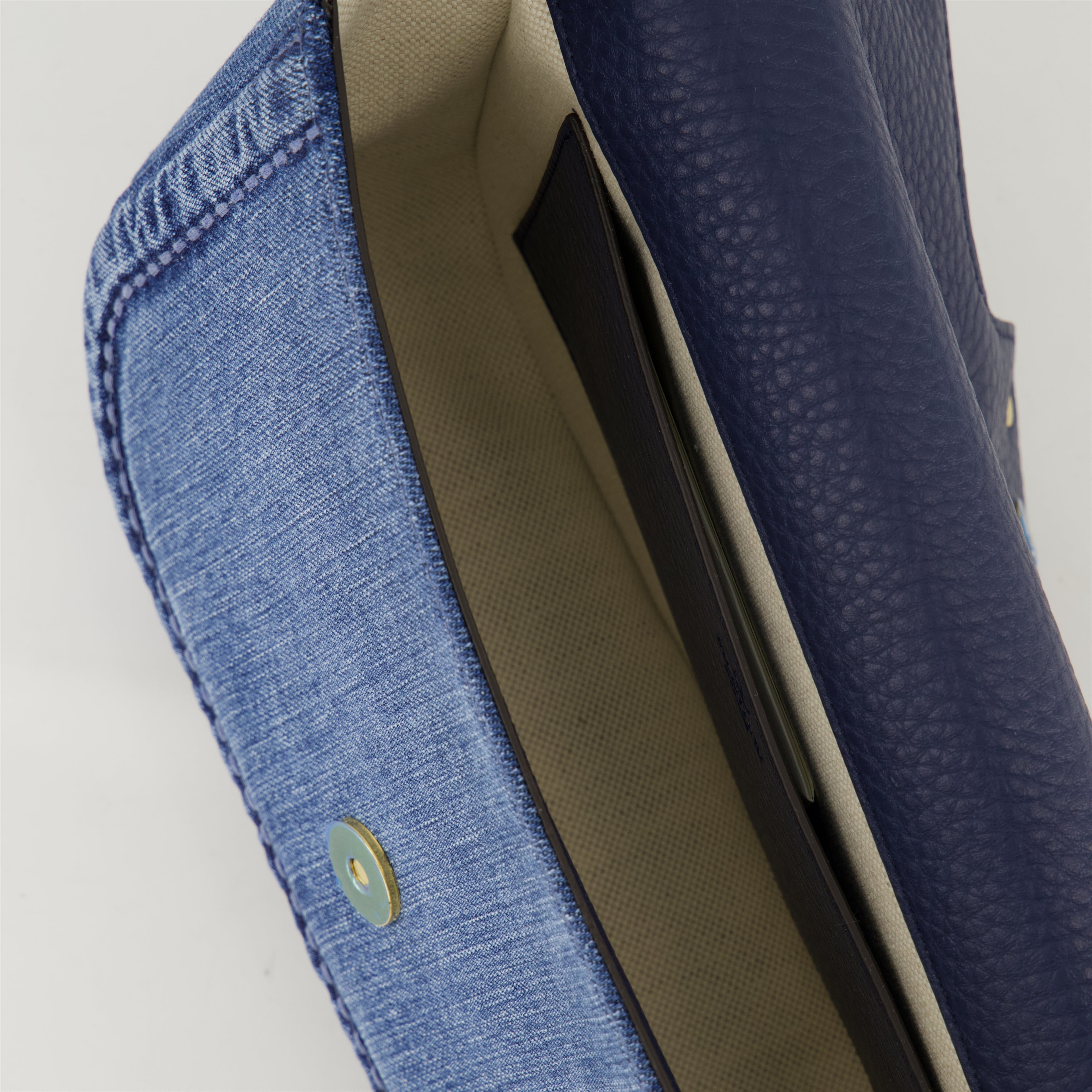 Sacs à main et épaule Sac VLogo en denim Valentino Garavani Bleu foncé Femme