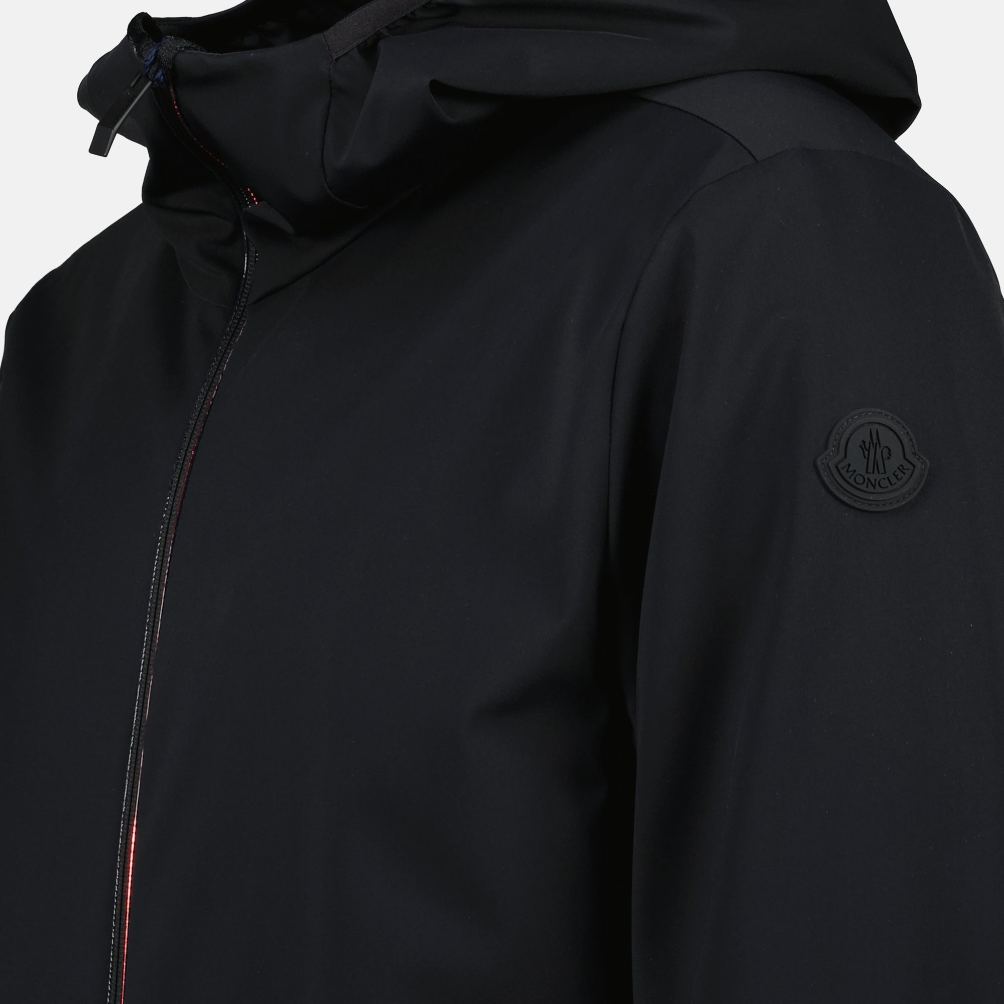 Image of the Moncler Bassite Down Jacket for Men - Autumn-Winter 2025 - Detailed View 3