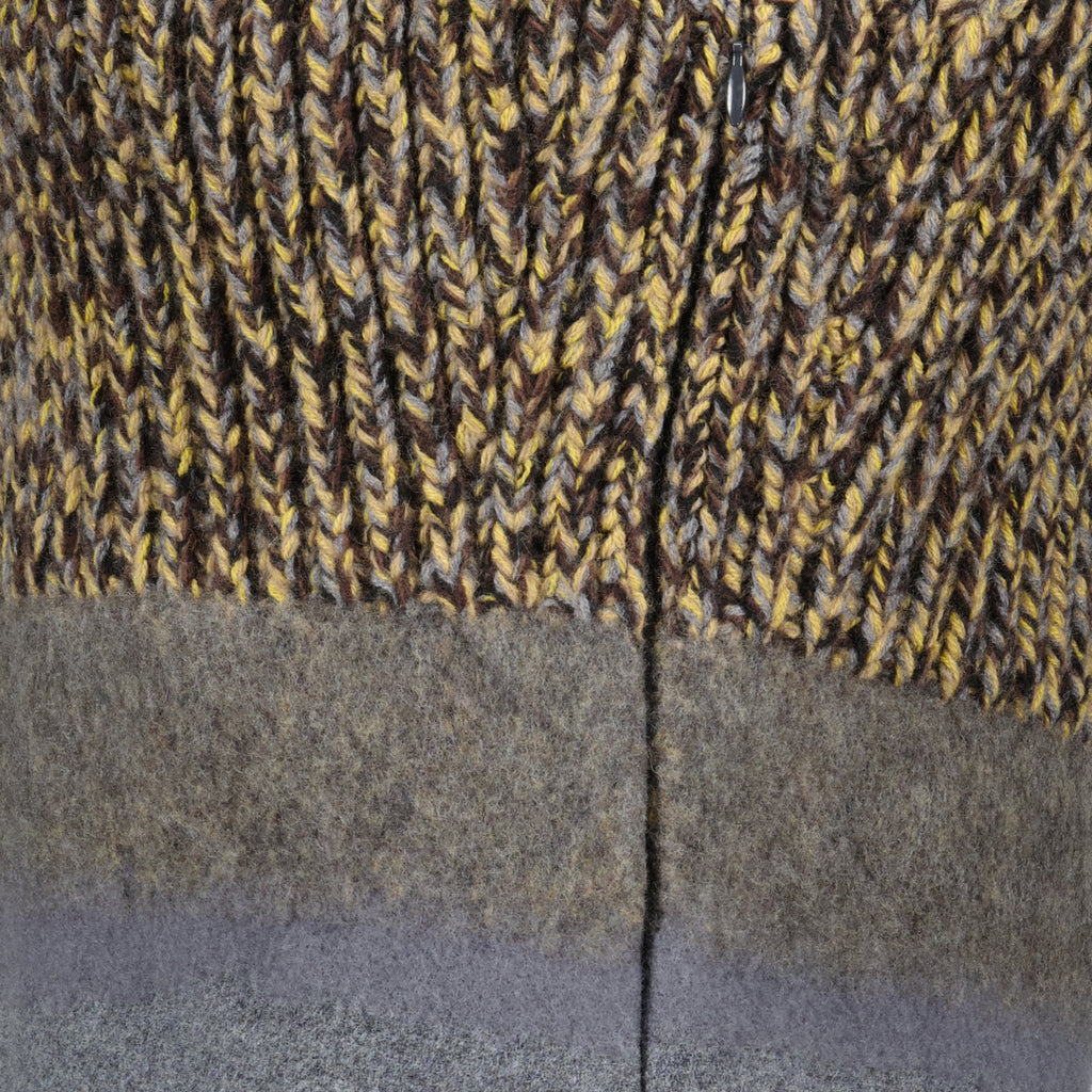 Image de l'article Robe en laine grise de la marque Prada pour Femme - Saison Automne-Hiver 2025 - Vue détaillée_2