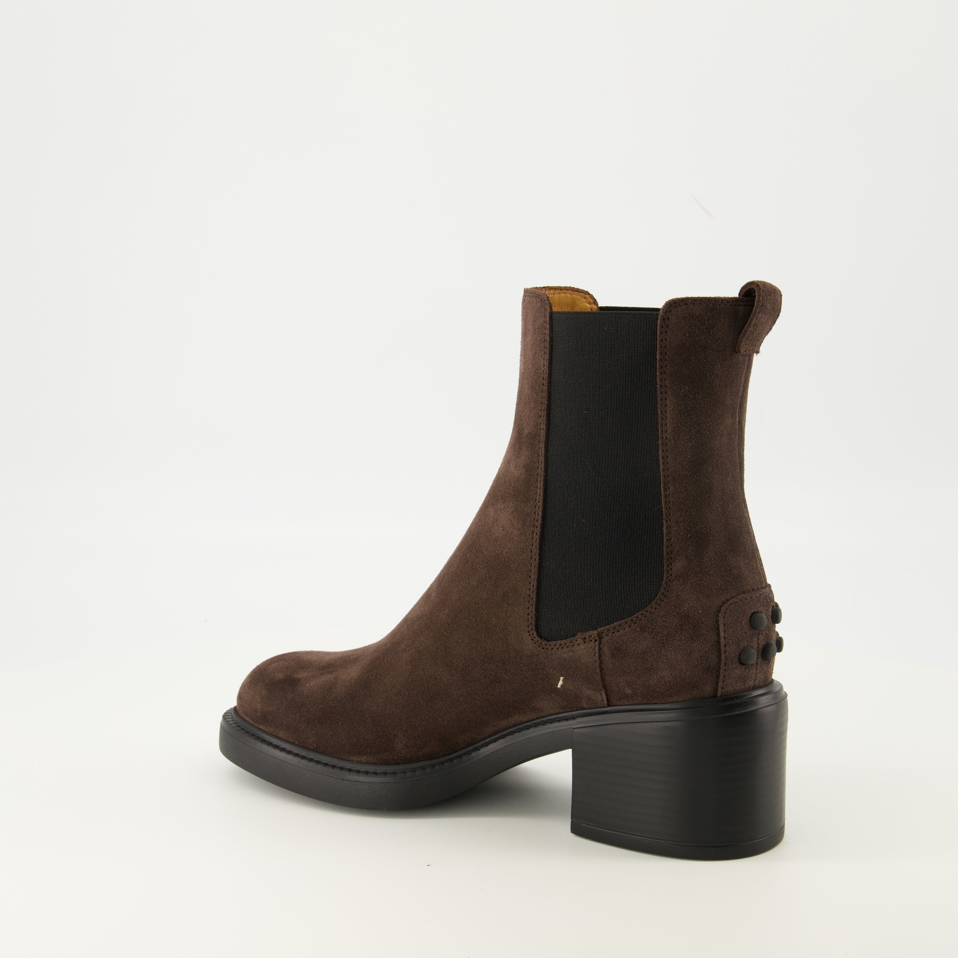 Imagen de las Botas de Tobillo de Ante de Tod's para Mujer - Temporada Otoño-Invierno 2025 - Vista Tres Cuartos Trasera Derecha