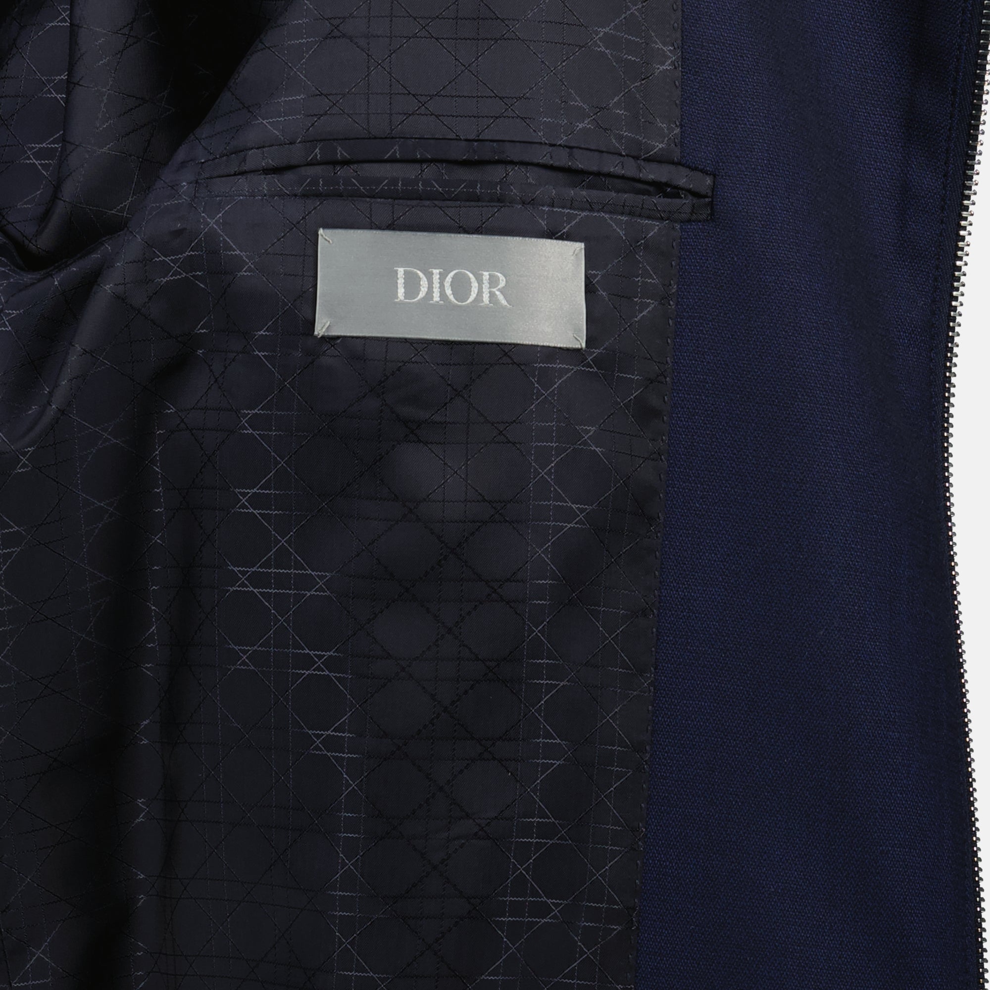 Image de l'article Veste zippée bleu marine de la marque Dior pour Homme - Saison Printemps-Été 2026 - Vue détaillée_2