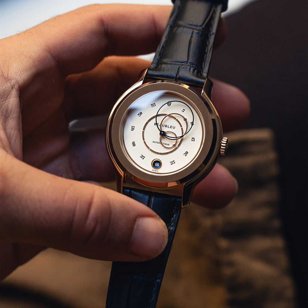 Image de l'article Montre Ecce Lys de la marque Beaubleu pour Unisex - Saison Automne-Hiver 2025 - Vue de Dos