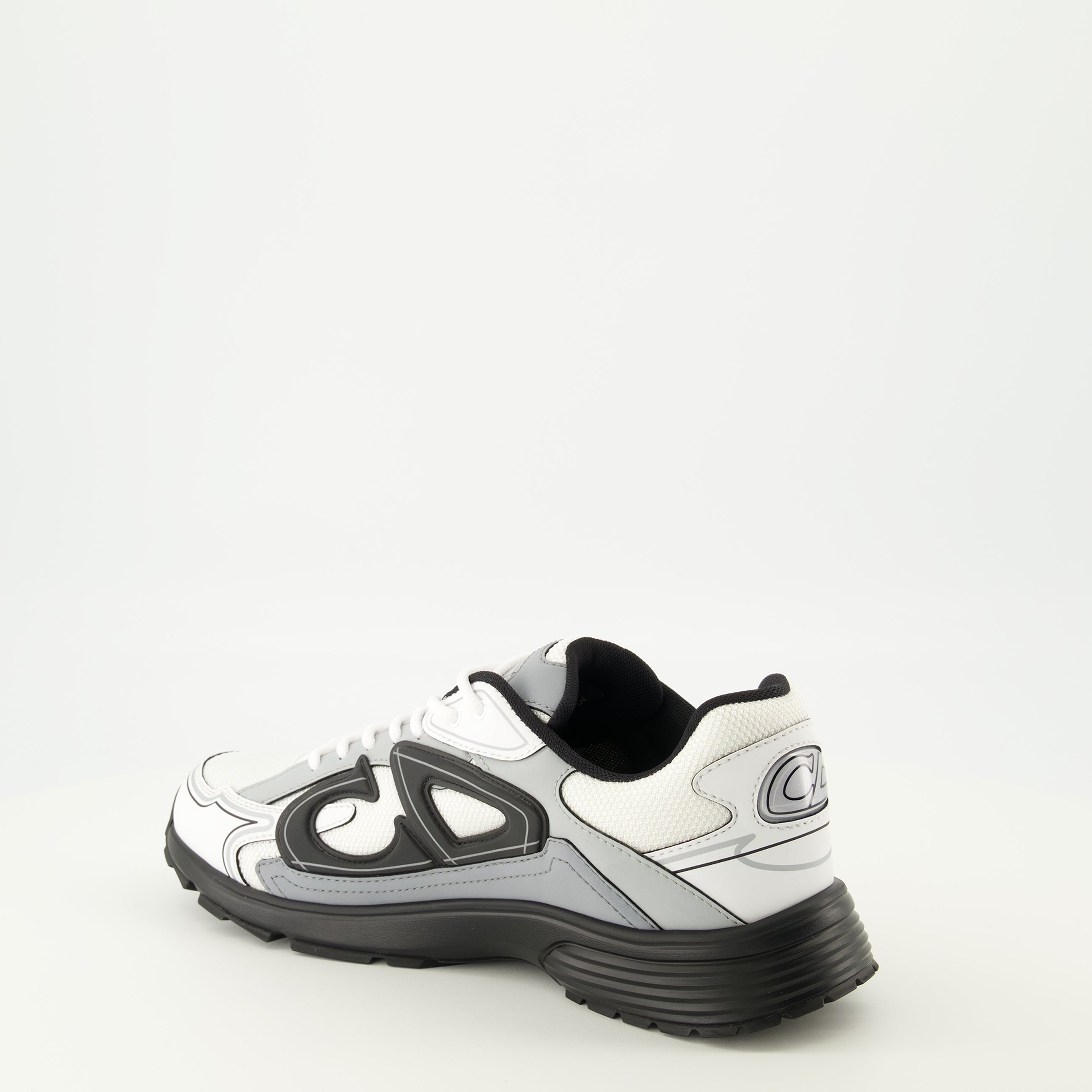 Imagen de las zapatillas B30 grises de Dior para Hombre - Temporada Primavera-Verano 2026 - Vista tres cuartos trasera derecha