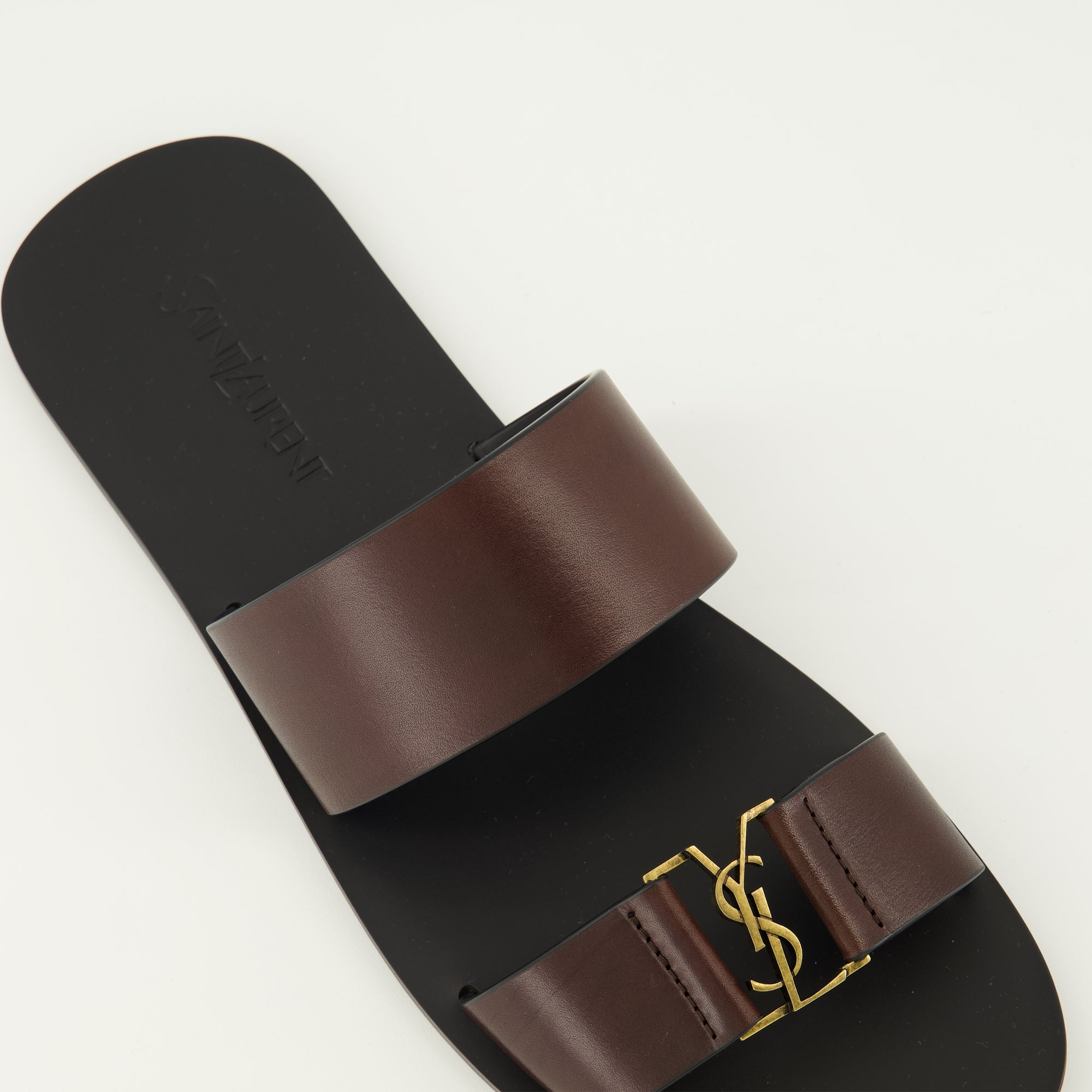 Image de l'article Sandales Babylone marron de la marque Saint Laurent pour Homme - Saison Printemps-Été 2026 - Vue détaillée de haut