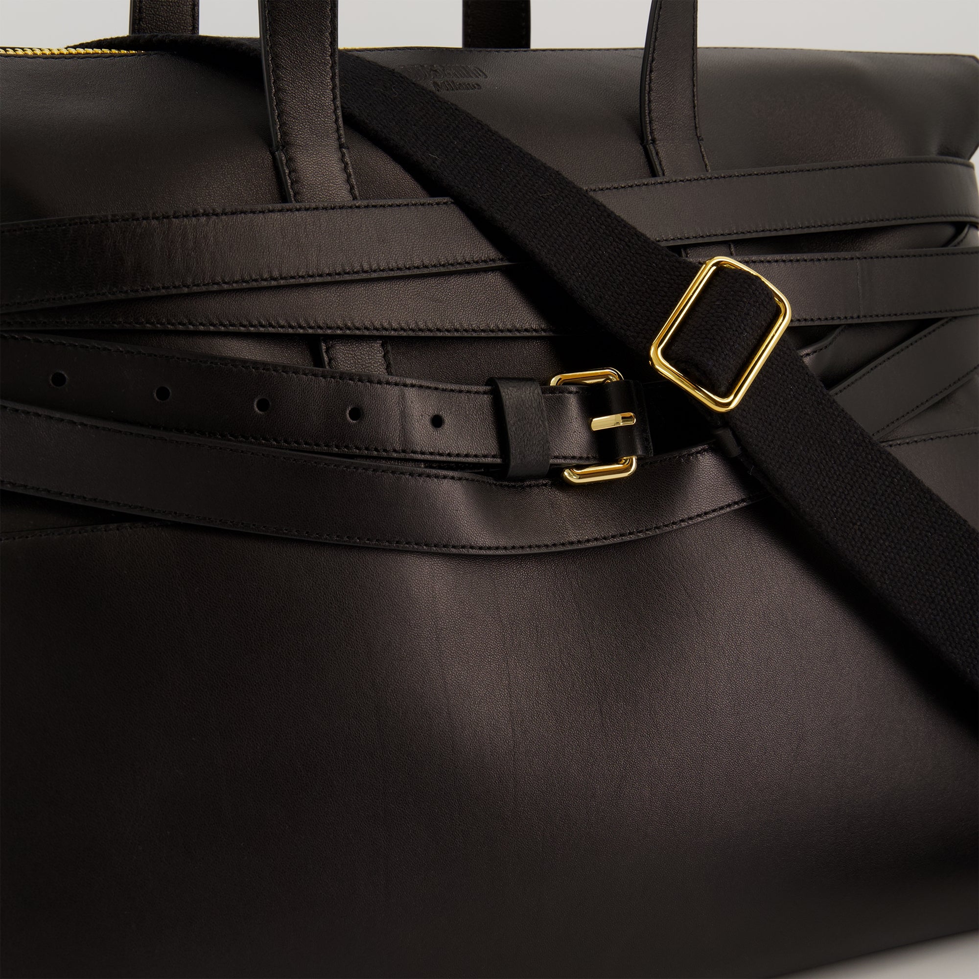 Immagine della borsa shopper in pelle della marca Moschino per donna - Stagione Autunno-Inverno 2025 - Vista Dettagliata_2