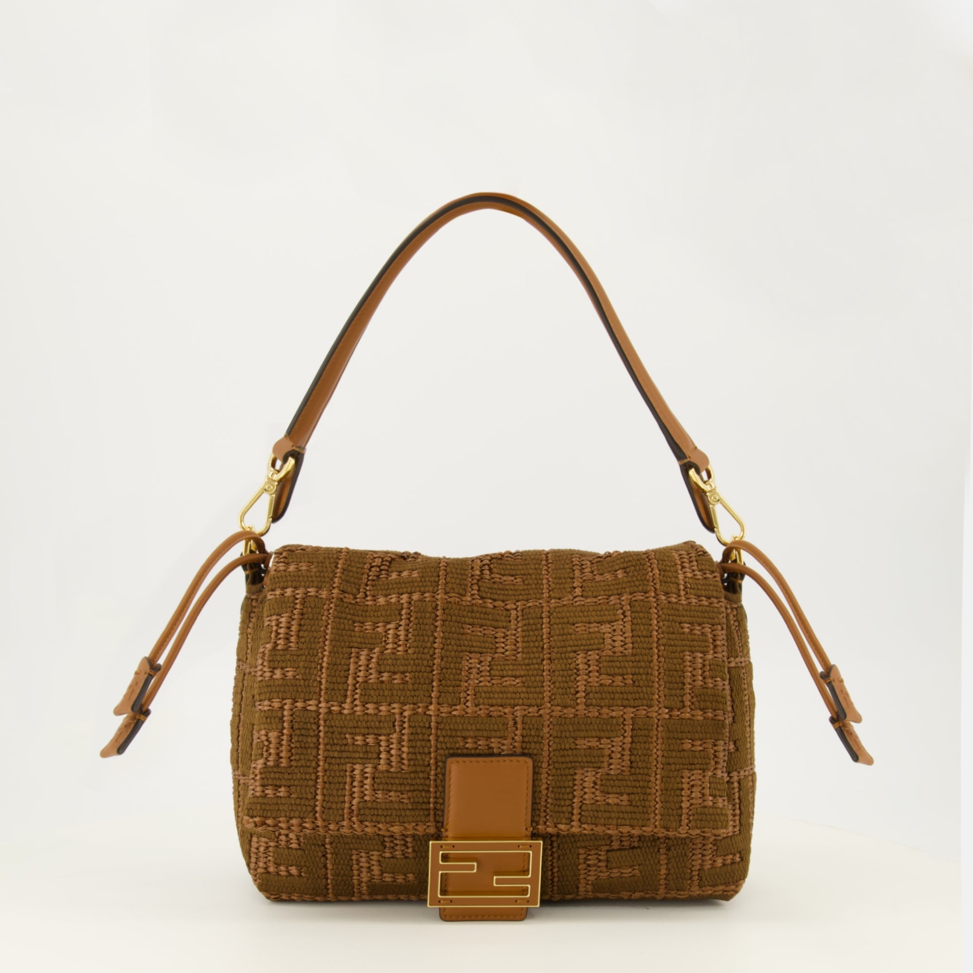 Sacs à main et épaule Mamma Baguette 미디엄 브라운 라피아 효과 가방 Fendi Marron Femme