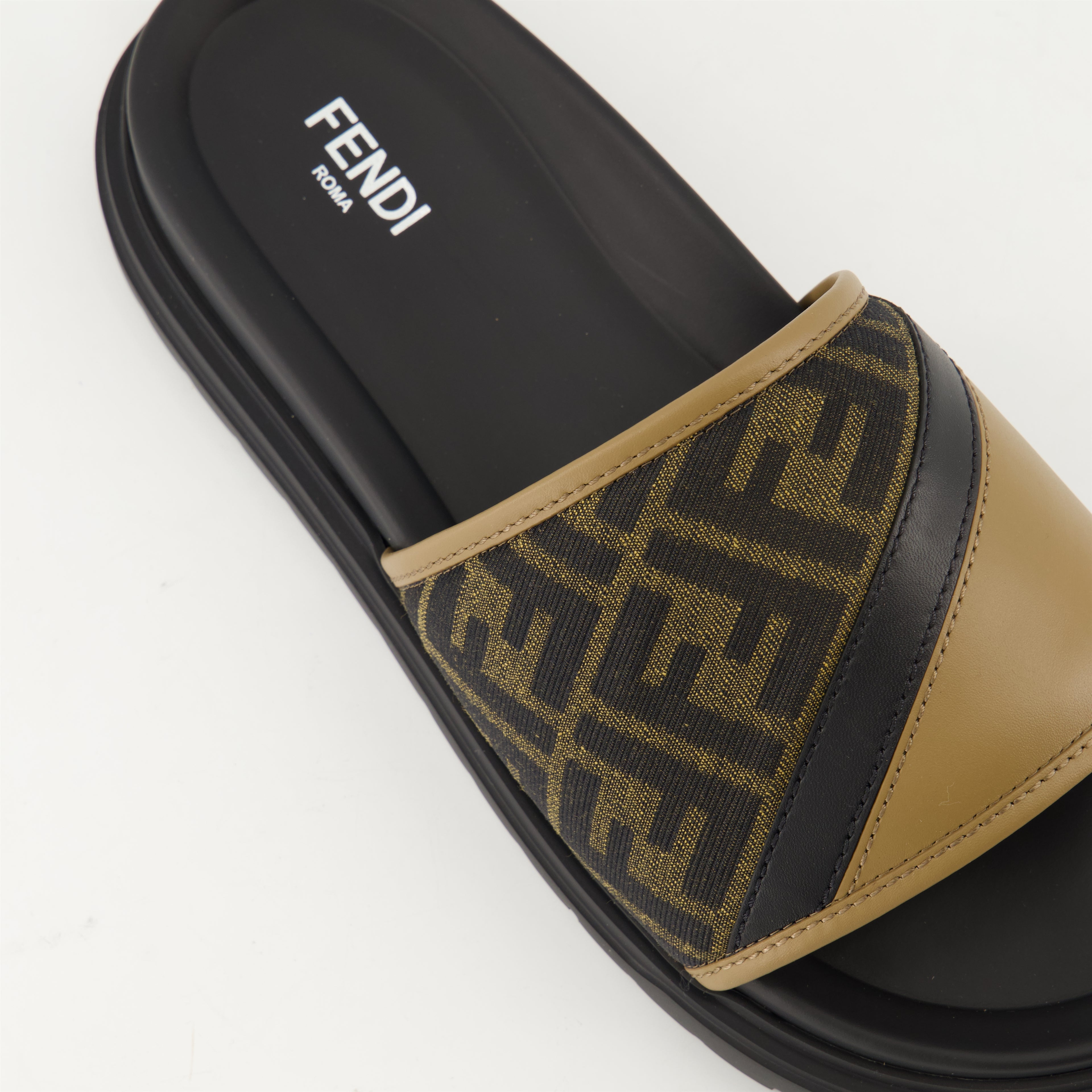 Open shoes Fendi Diagonal Sandals Fendi Brown Homme