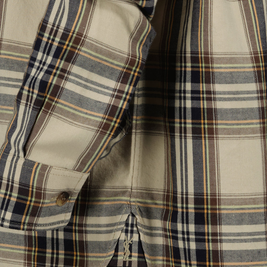 Image of the Cassandre shirt with bowtie from the Saint Laurent brand for Women - Autumn-Winter 2025 - Detailed View_2