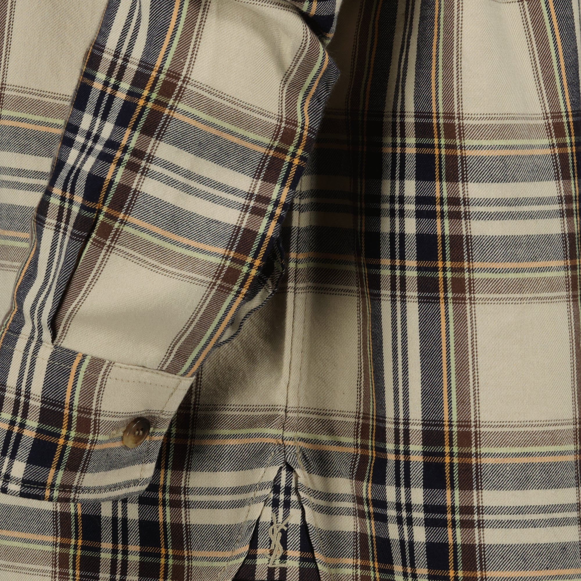 Image of the Cassandre shirt with bowtie from the Saint Laurent brand for Women - Autumn-Winter 2025 - Detailed View_2