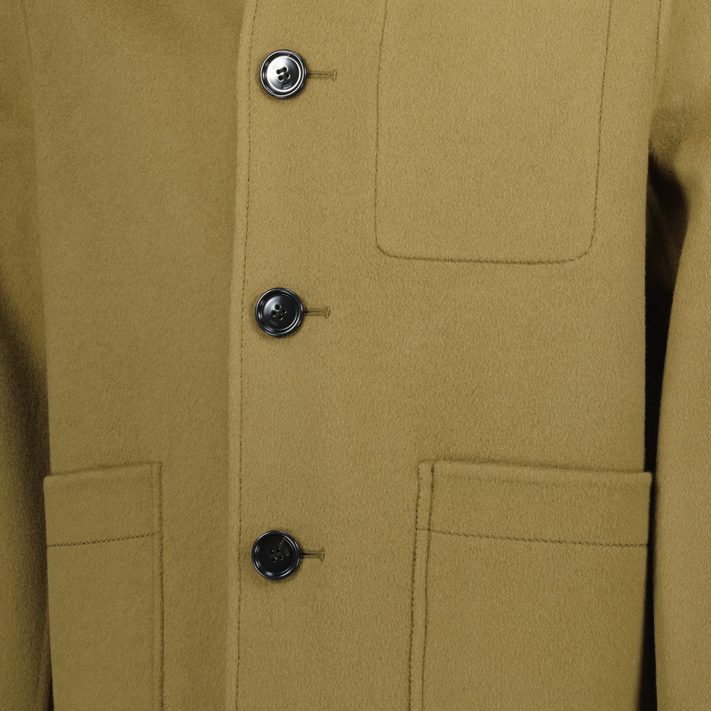 Immagine del giubbotto kaki del marchio Ami PARIS per Uomo - Stagione Autunno-Inverno 2025 - Vista Dettaglio_5