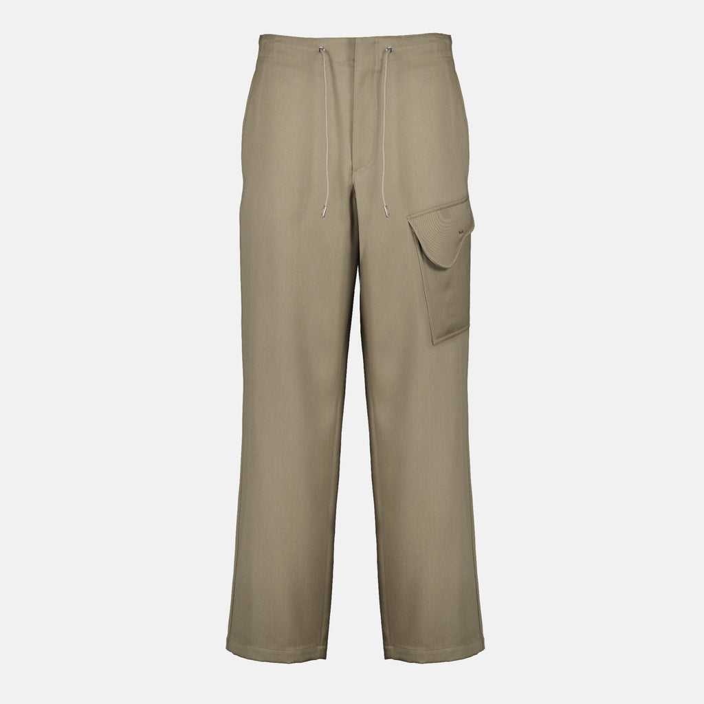 Imagen del pantalón cargo beige de la marca Dior para Hombre - Temporada Primavera-Verano 2026 - Vista Frontal