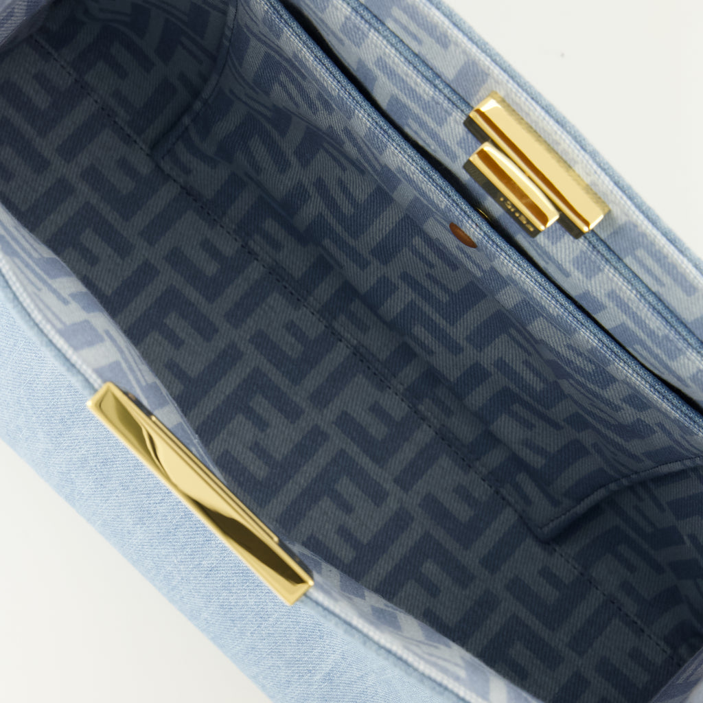Sacs à main et épaule 펜디 웨이 미디엄 데님 블루 백 Fendi Bleu Femme