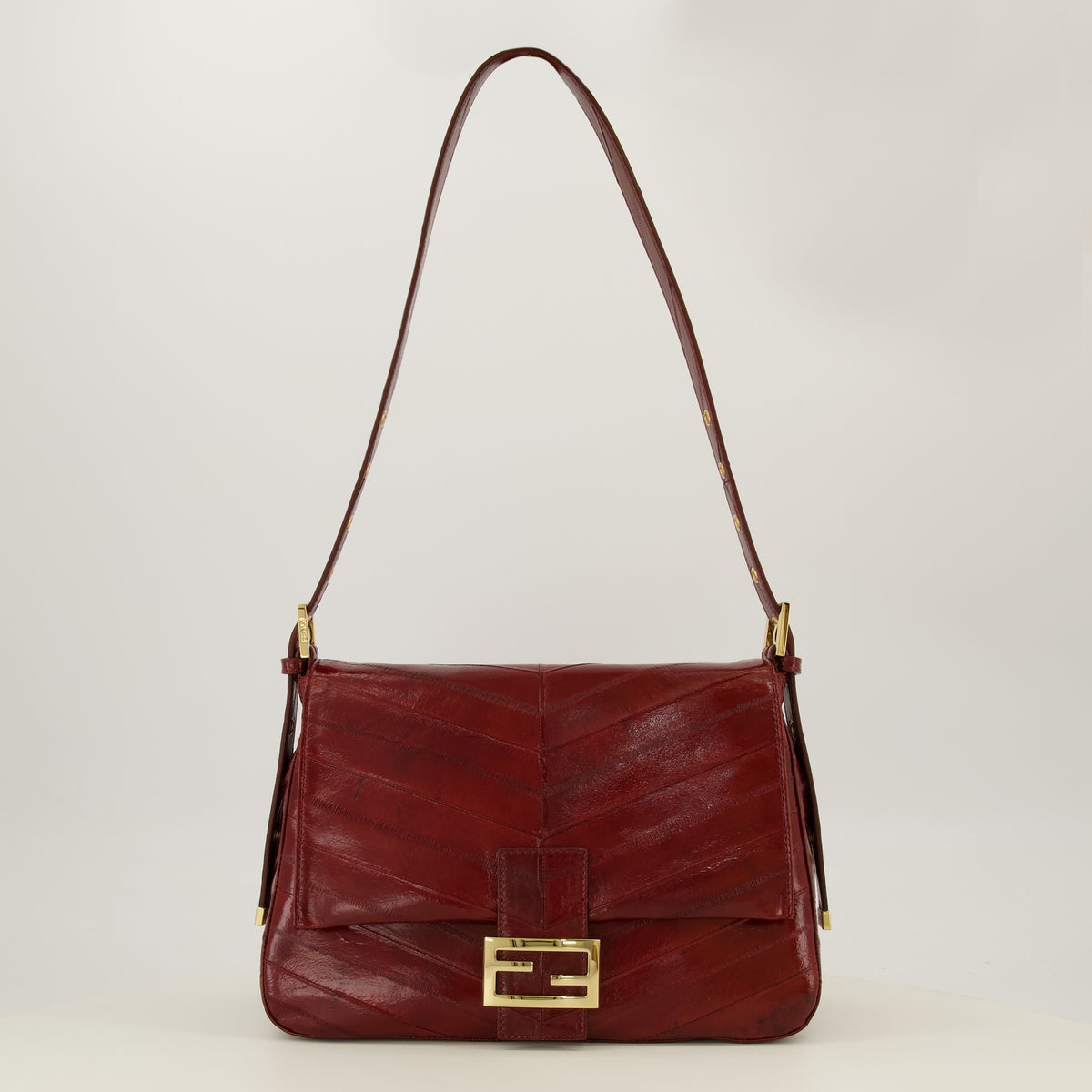 Sacs à main et épaule Flap Bag 26325 in Burgundy Myxine Fendi Bordeaux Femme