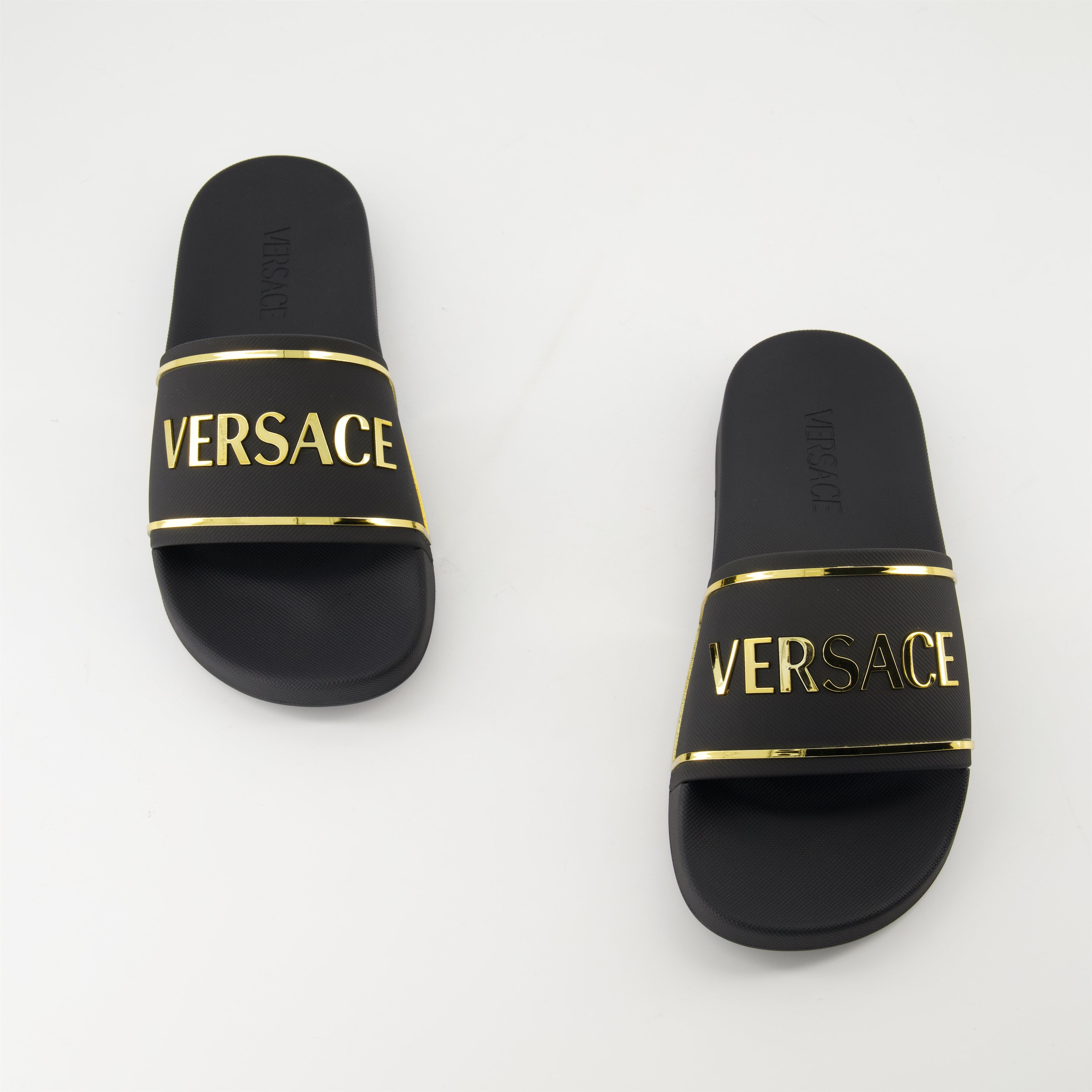 Scarpe aperte Pantofole con Logo Versace Nero Femme