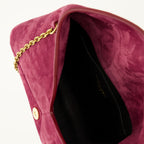 Imagen del artículo pequeña cartera Cassandre en ante púrpura de la marca Saint Laurent para Mujer - Temporada Primavera-Verano 2026 - Vista Detallada_3