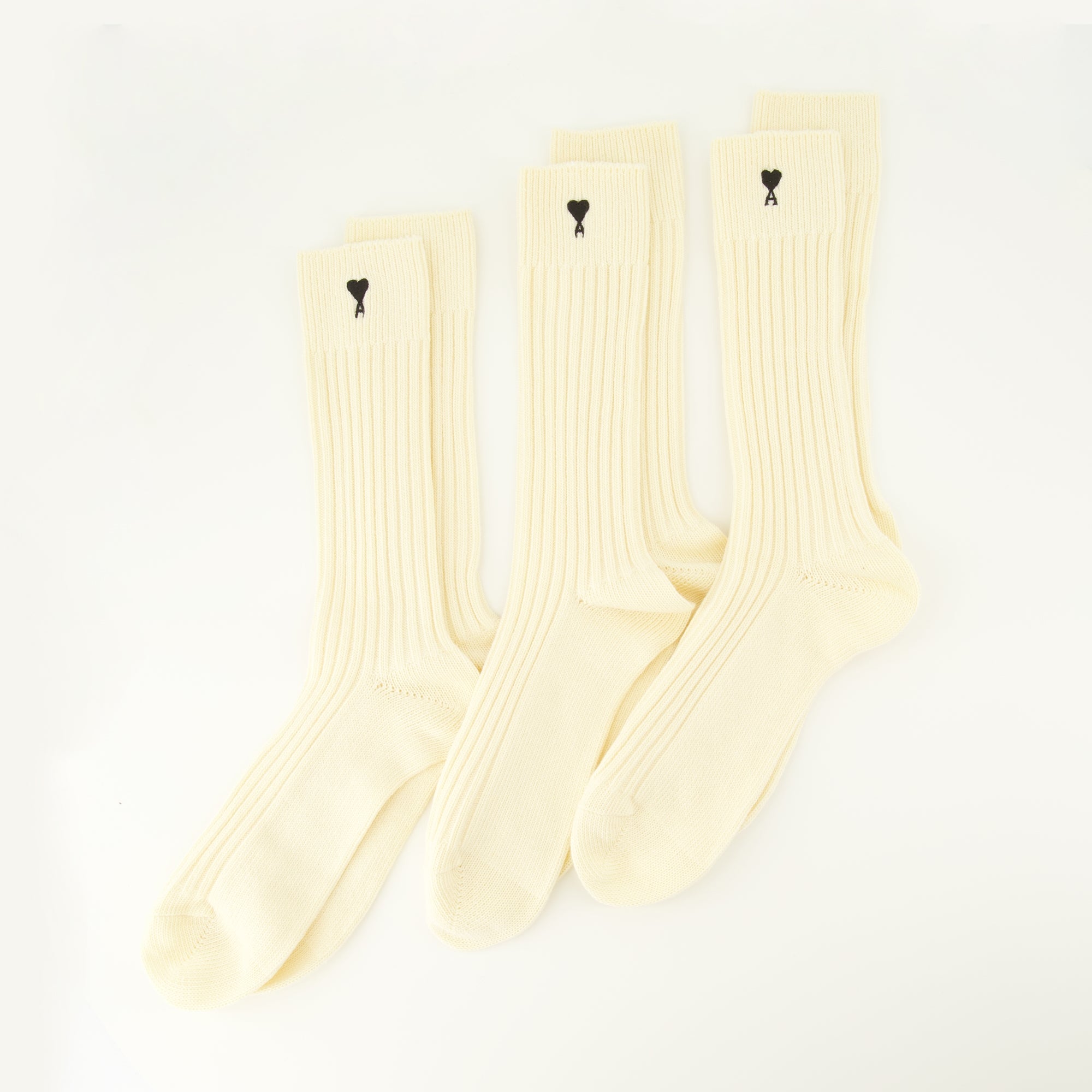 Image de l'article Lot de chaussettes Ami de Coeur de la marque Ami PARIS pour Unisex - Saison Automne-Hiver 2025 - Vue de Dos