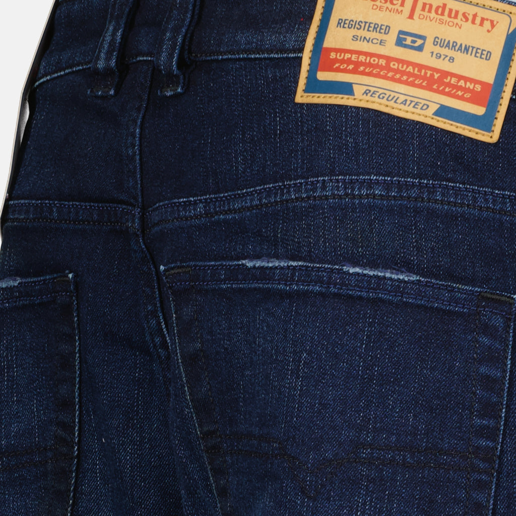 Image de l'article Jean D-Vyl 1993 L34 de la marque Diesel pour Homme - Saison Automne-Hiver 2025 - Vue détaillée_2