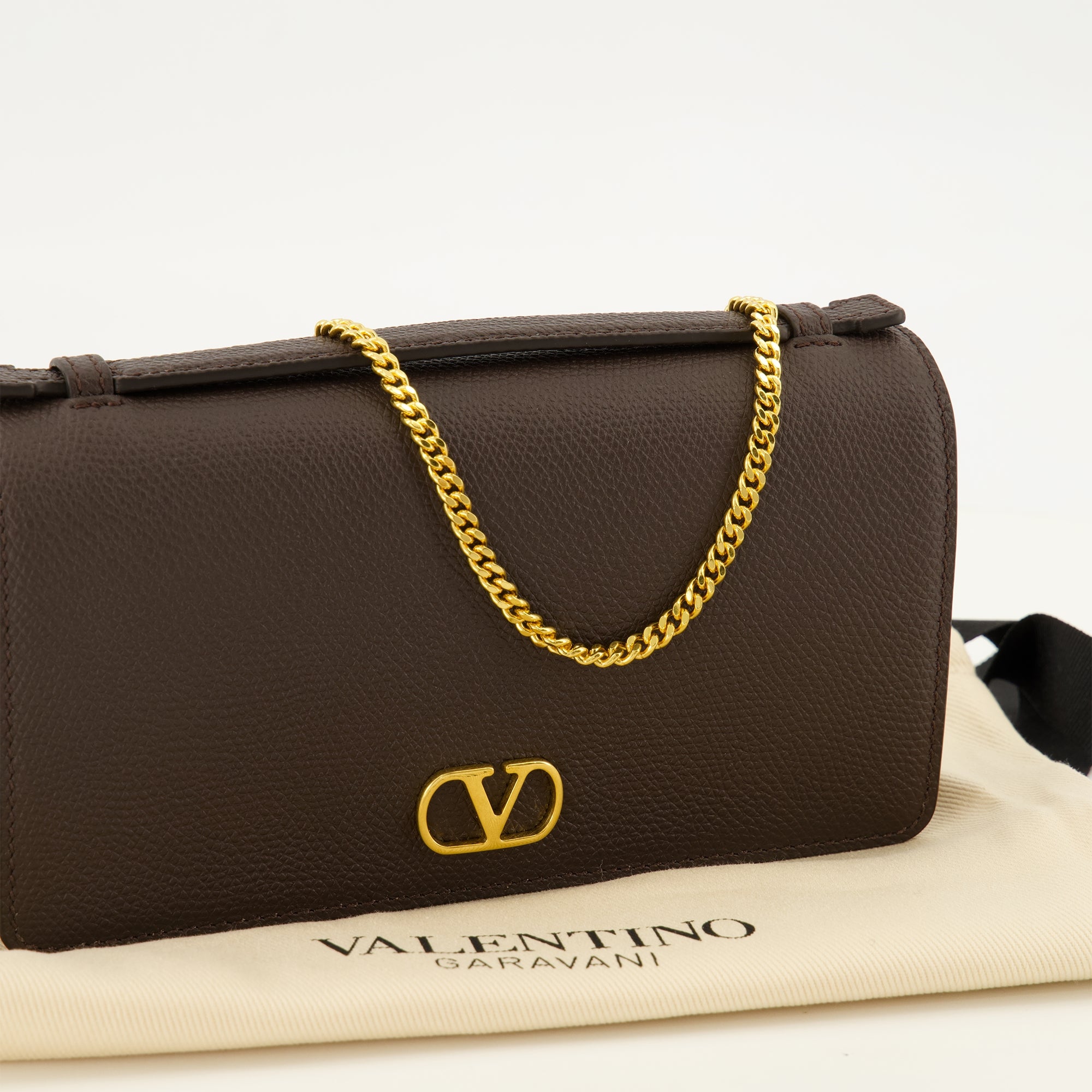 Petite maroquinerie ブラウンレザーのVLogoチェーンウォレット Valentino Garavani Marron Femme