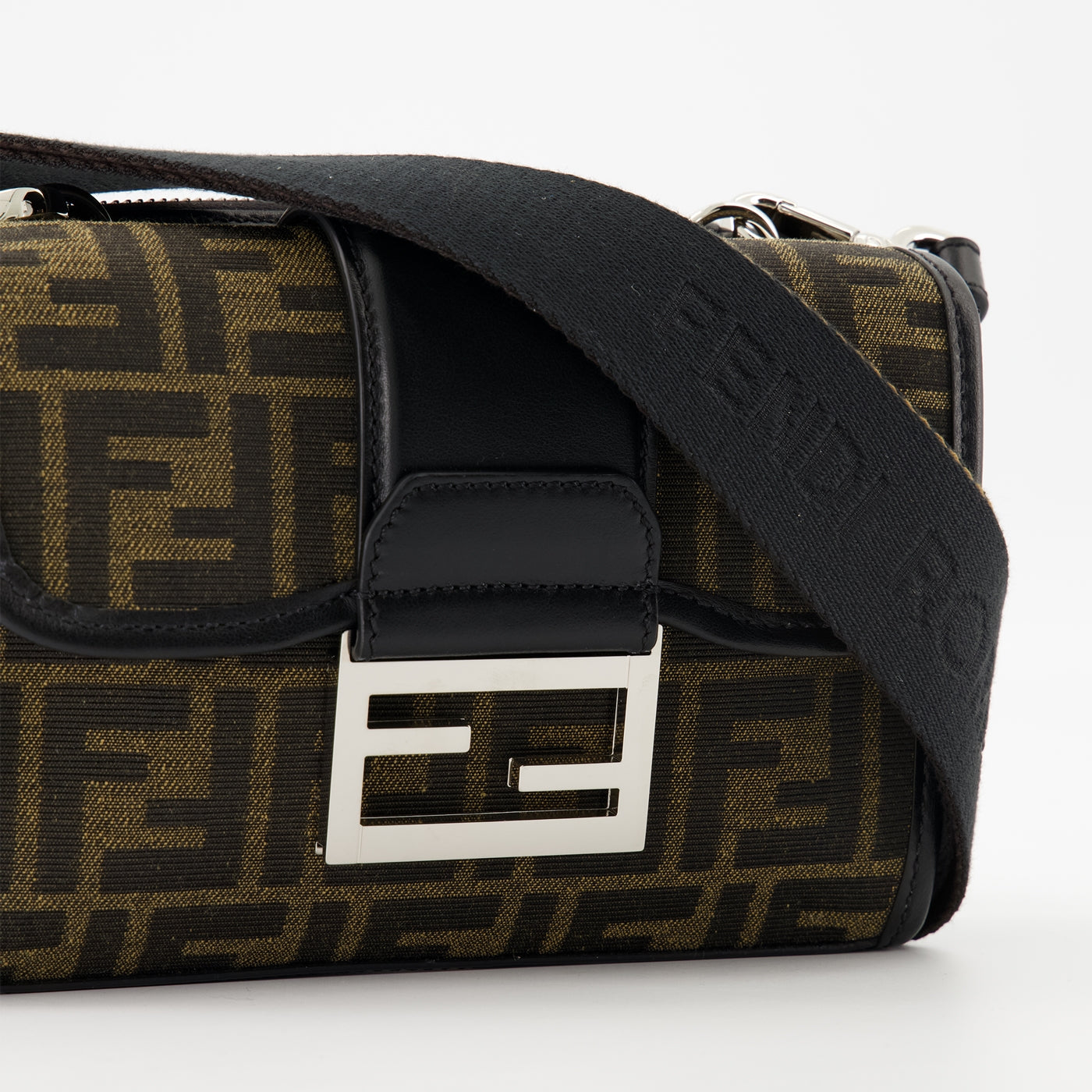 Bolsos bandolera Bolso Baguette Doble Fendi Marrón Homme
