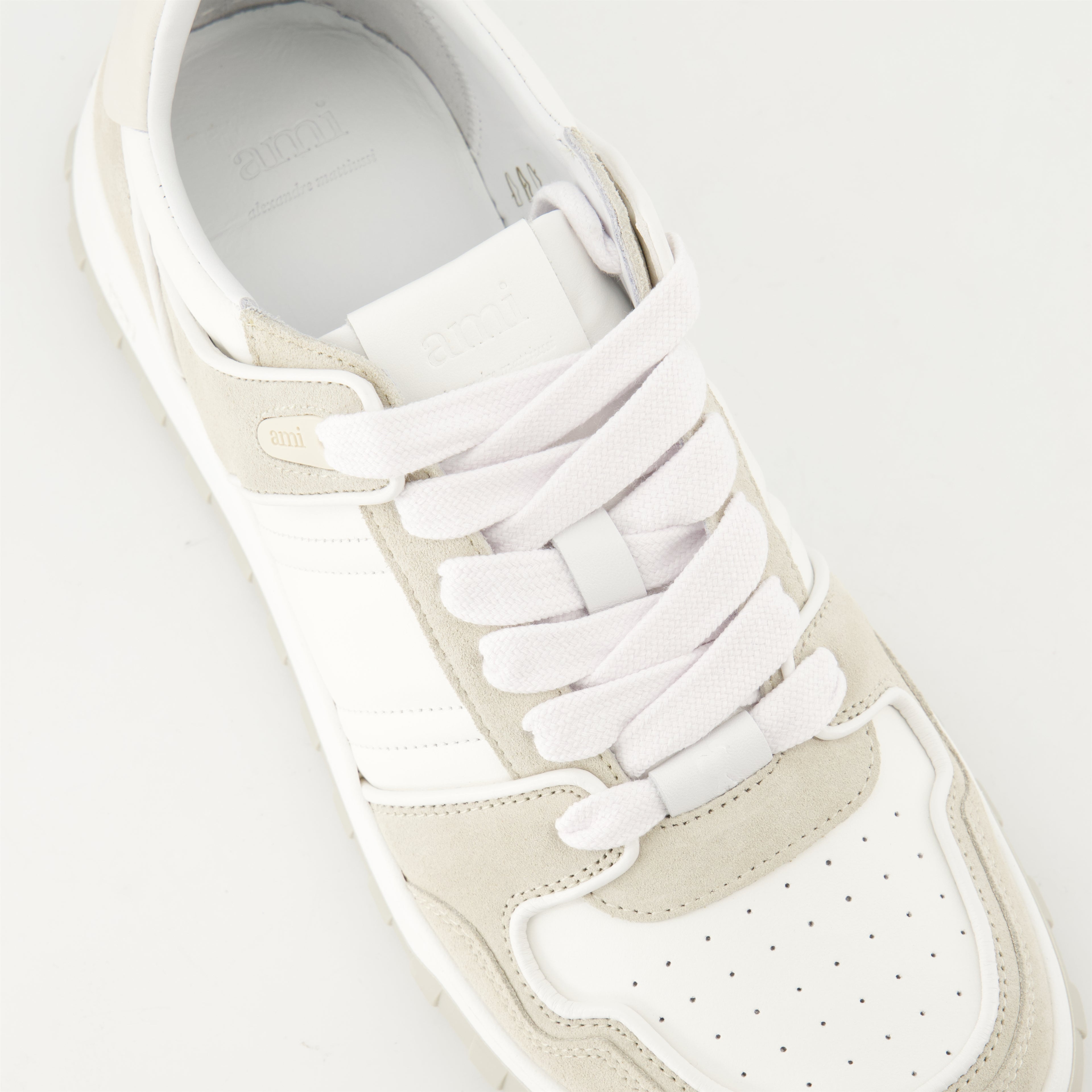 Sneakers Beige Walk Sneakers Ami PARIS Beige Unisex