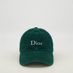 Imagem da capa bordada verde da marca Dior para Homem - Temporada Primavera-Verão 2026 - Vista Frontal