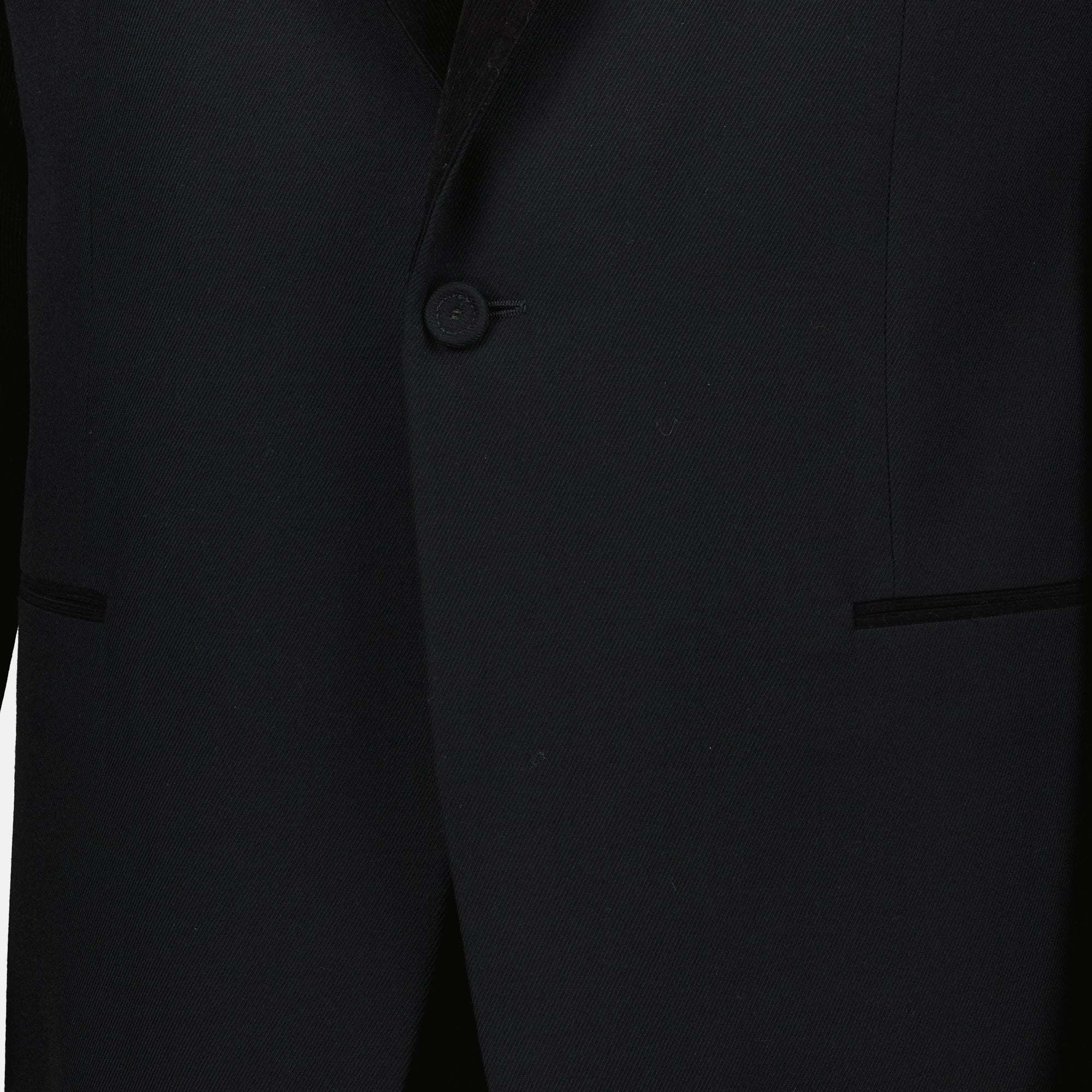 Image de l'article Blazer noir en laine de la marque Dior pour Homme - Saison Automne-Hiver 2025 - Vue détaillée_1