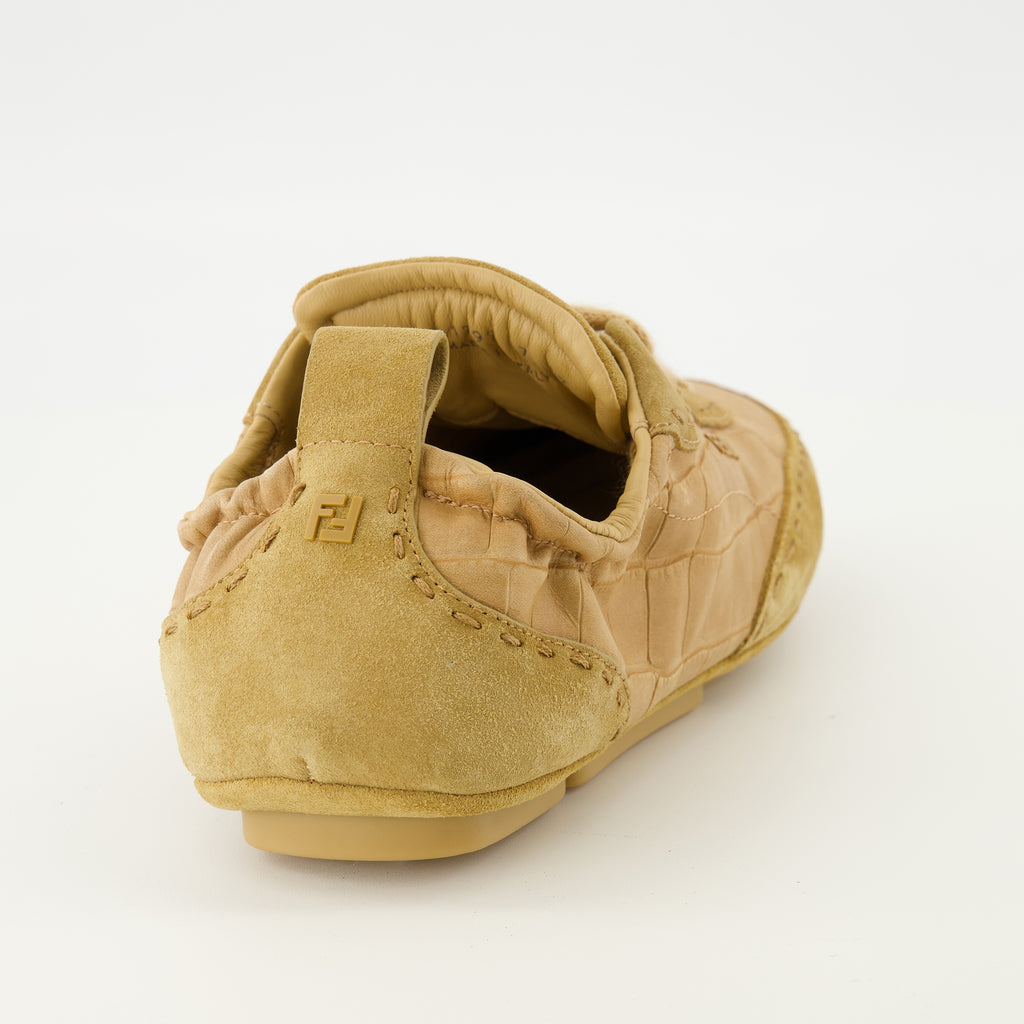 Imagen de las zapatillas Fendi Fit marrones de la marca Fendi para Hombre - Temporada Otoño-Invierno 2025 - Vista trasera