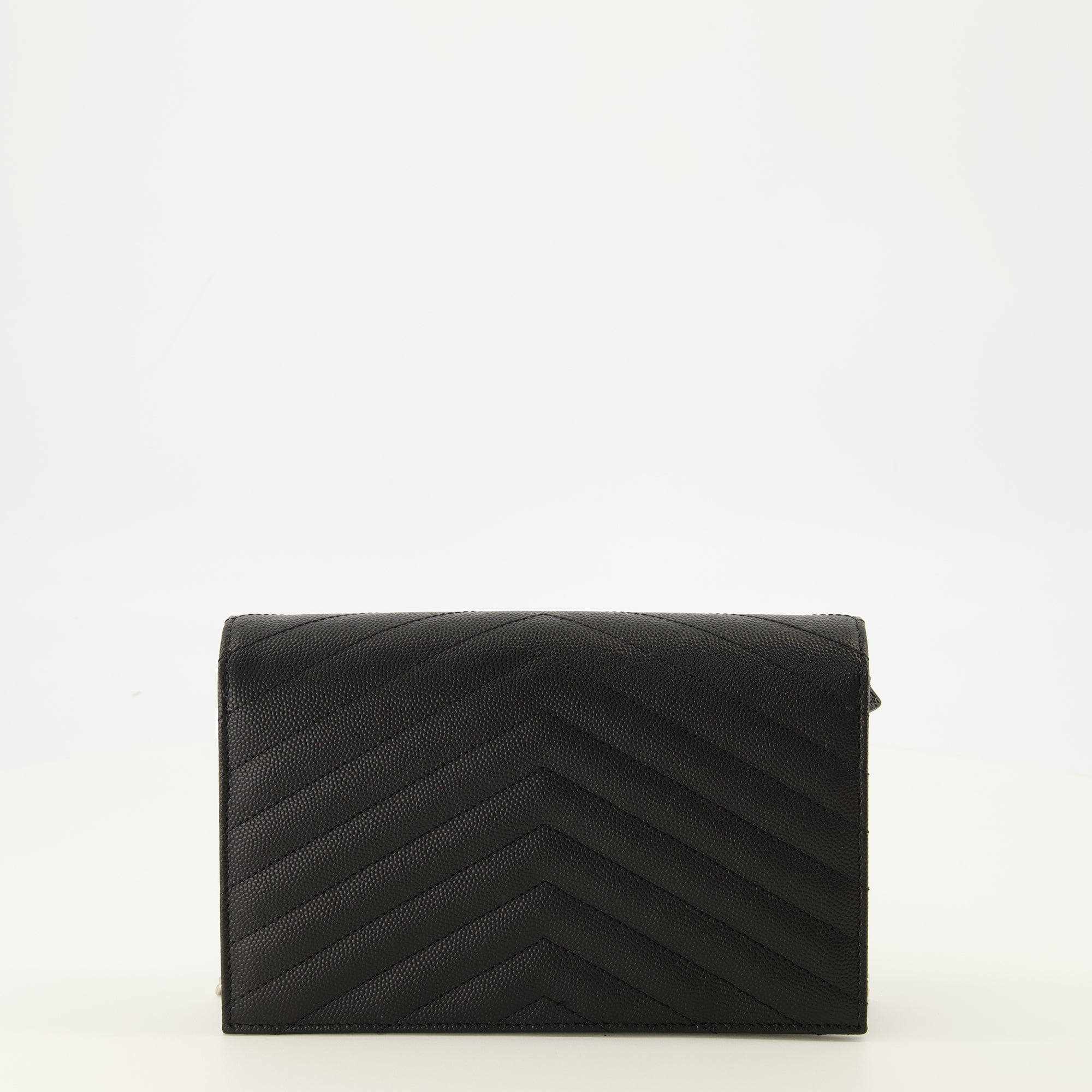 Sacs à main et épaule Carteira Cassandre com Cadeia de Couro Graine Preto Saint Laurent Noir Femme