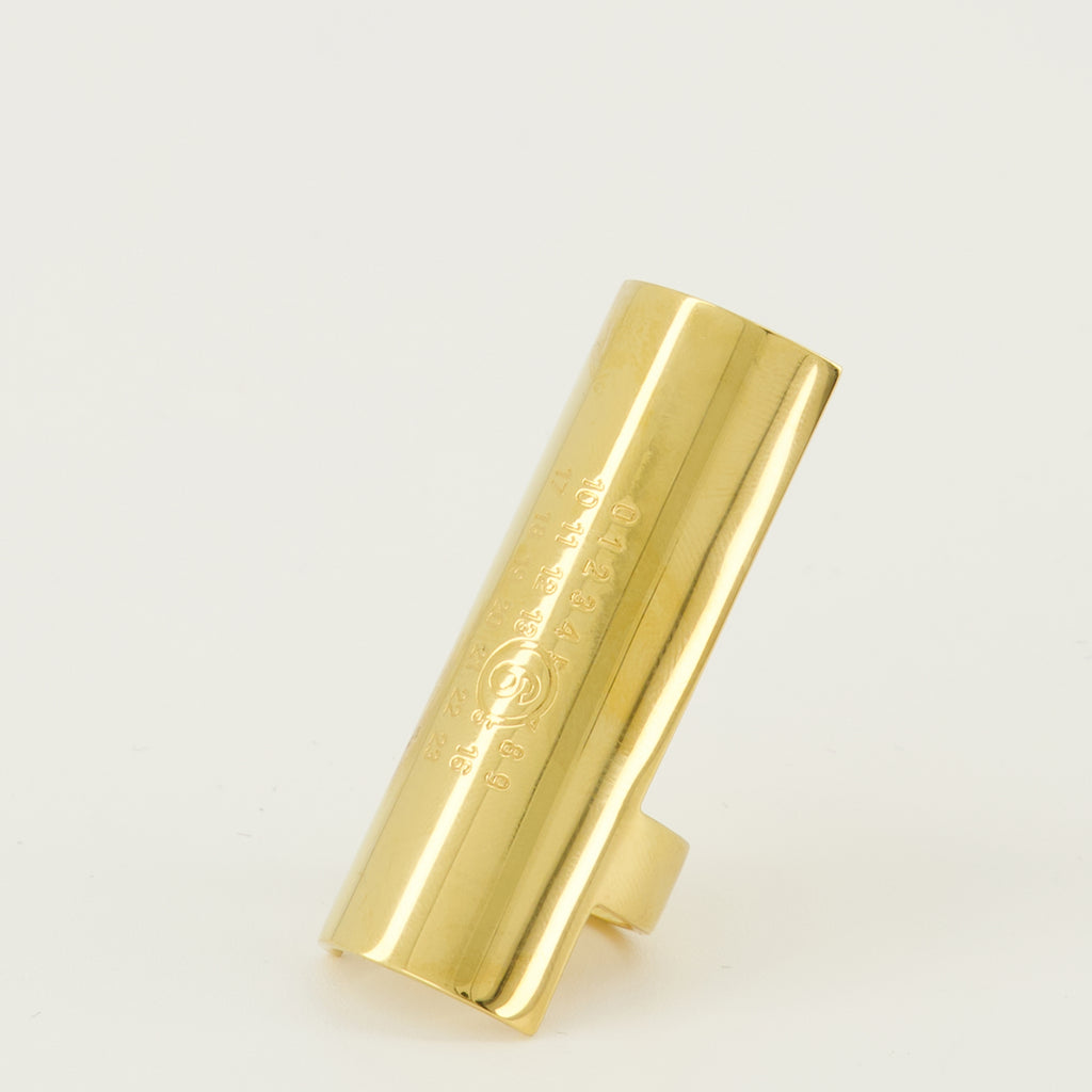 Image of the Large Numeric Ring from the brand Mm6 for Women - Autumn-Winter Season 2025 - Detailed View_2