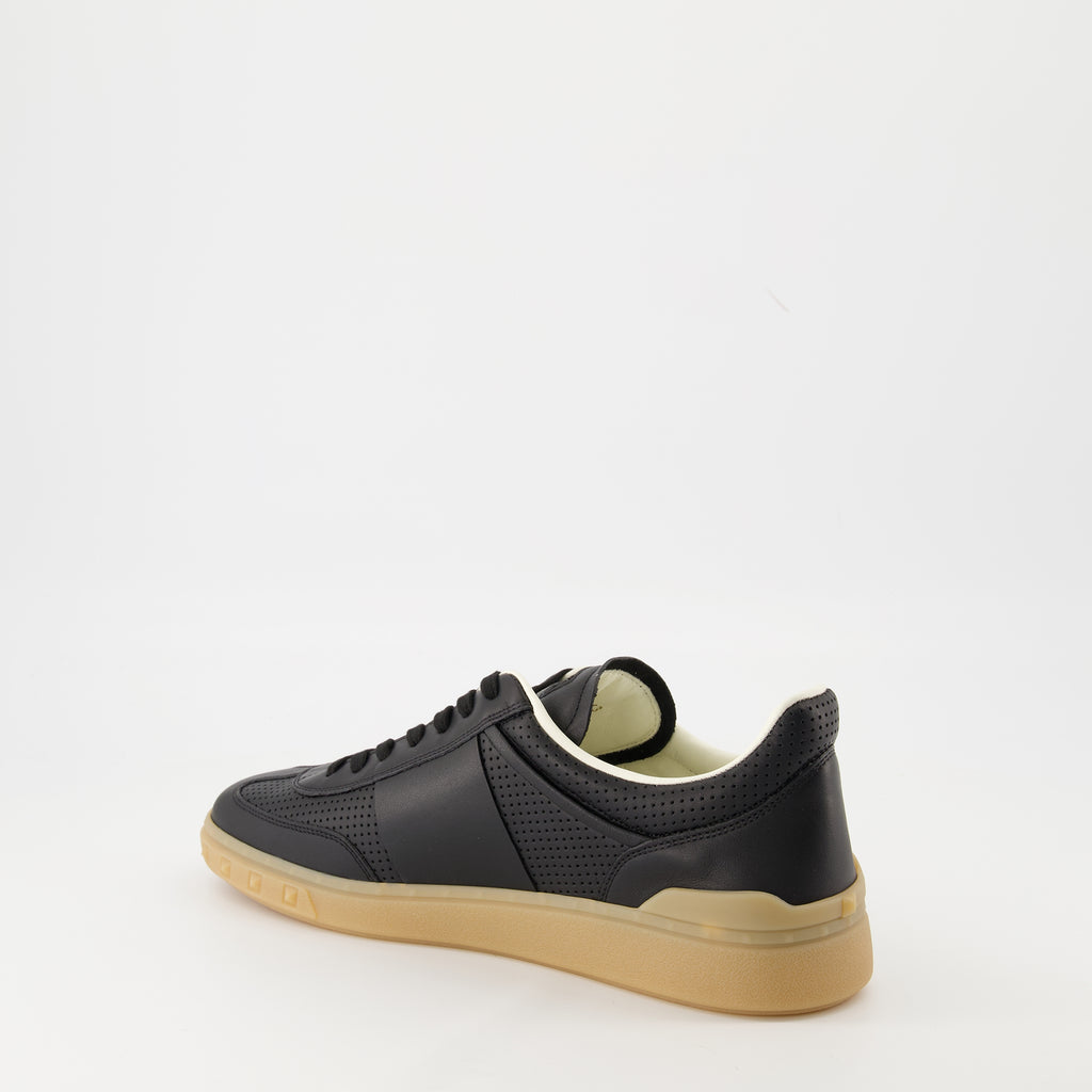 Baskets UpVillage Sneakers Valentino Garavani Noir Homme