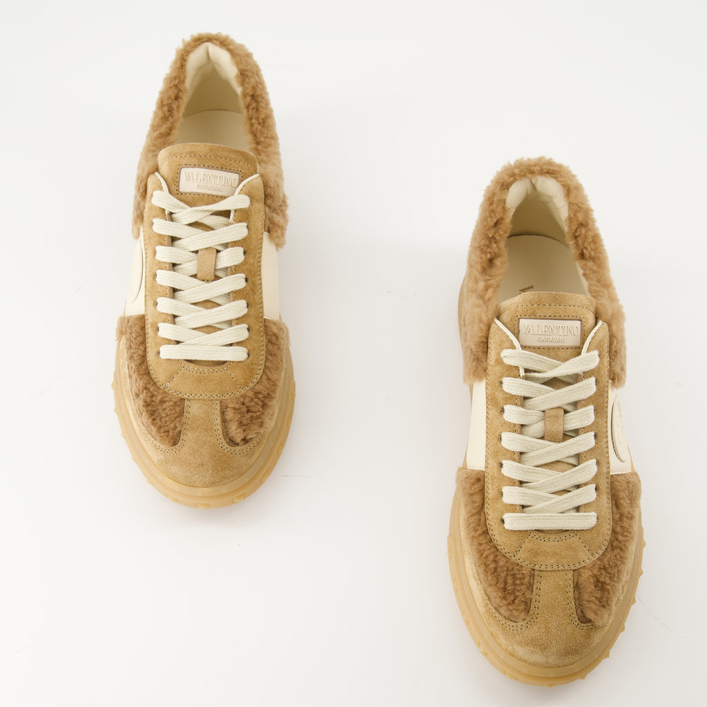 Image of the UpVillage sneakers by Valentino Garavani for Women - Autumn-Winter 2025 - Top view of a pair of shoes