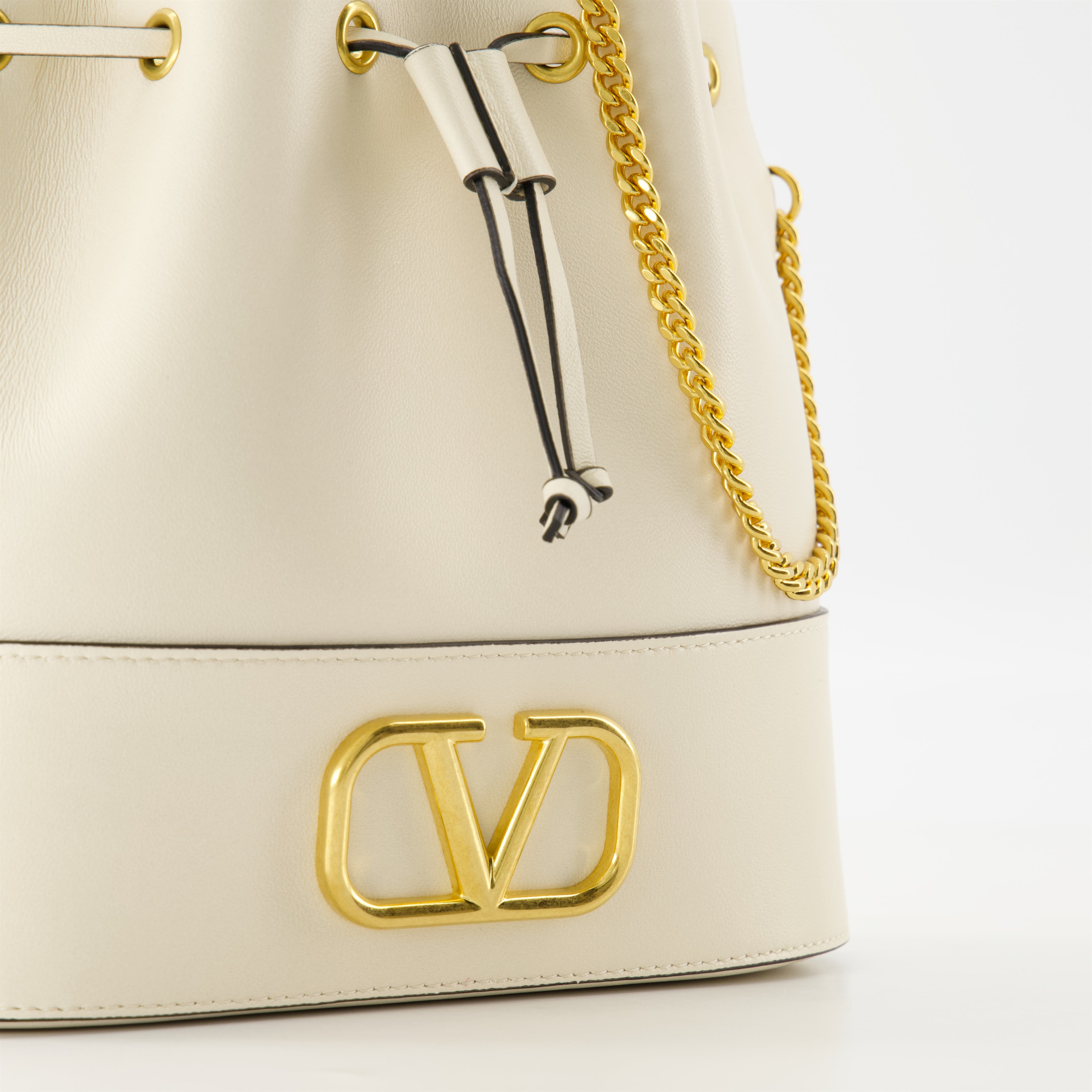 Sacs seau Sac seau VLogo Valentino Garavani Blanc Femme