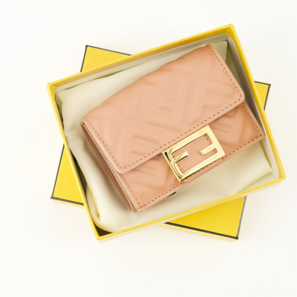 Petite maroquinerie Portefeuille Baguette Fendi Rose Femme