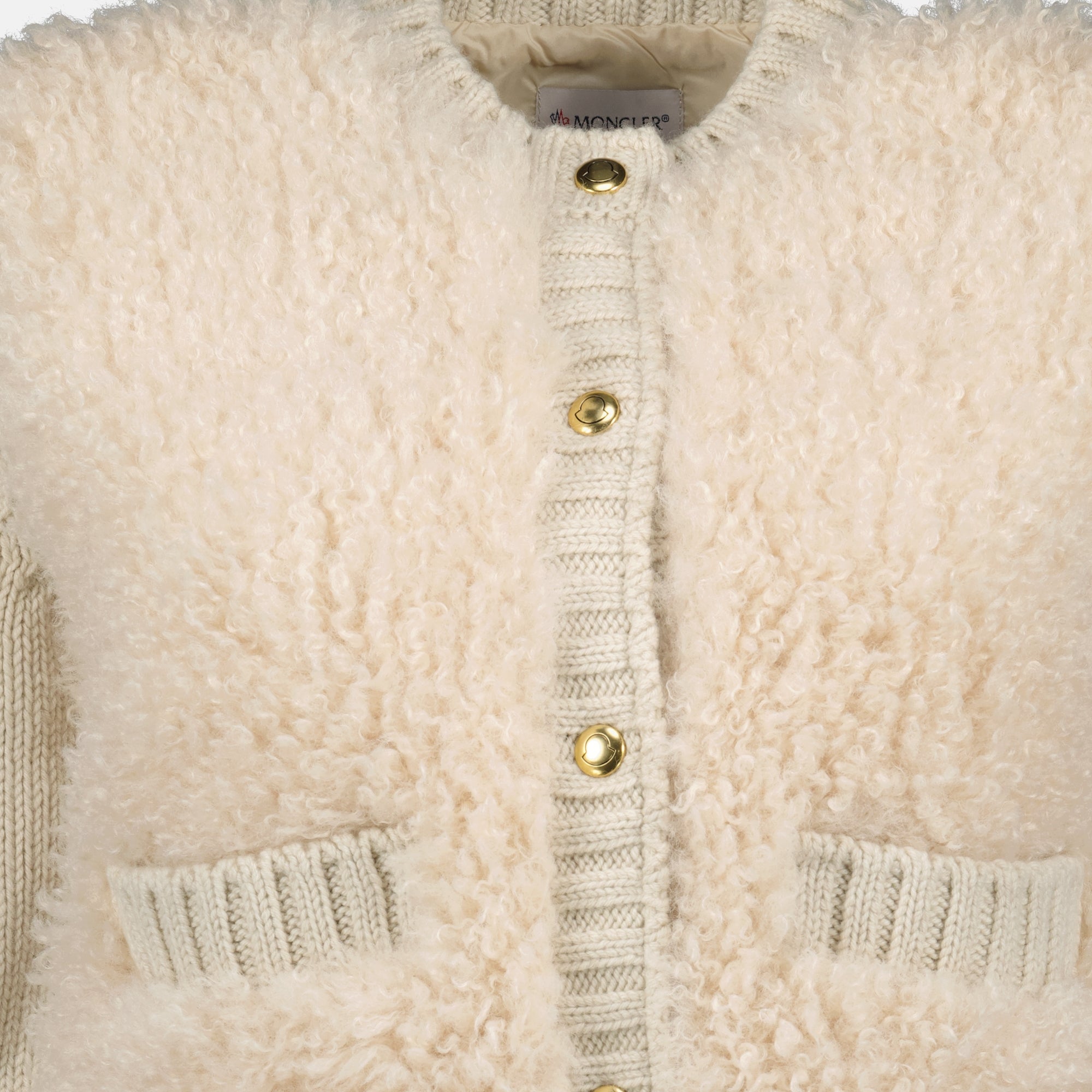 Imagen del cárdigan de lana y teddy beige de la marca Moncler para Mujer - Temporada Otoño-Invierno 2025 - Vista Detallada_2