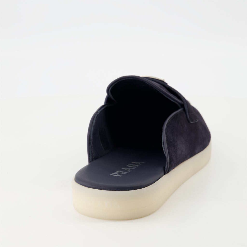 Chaussures ouvertes Mules en cuir velours Prada Bleu foncé Homme