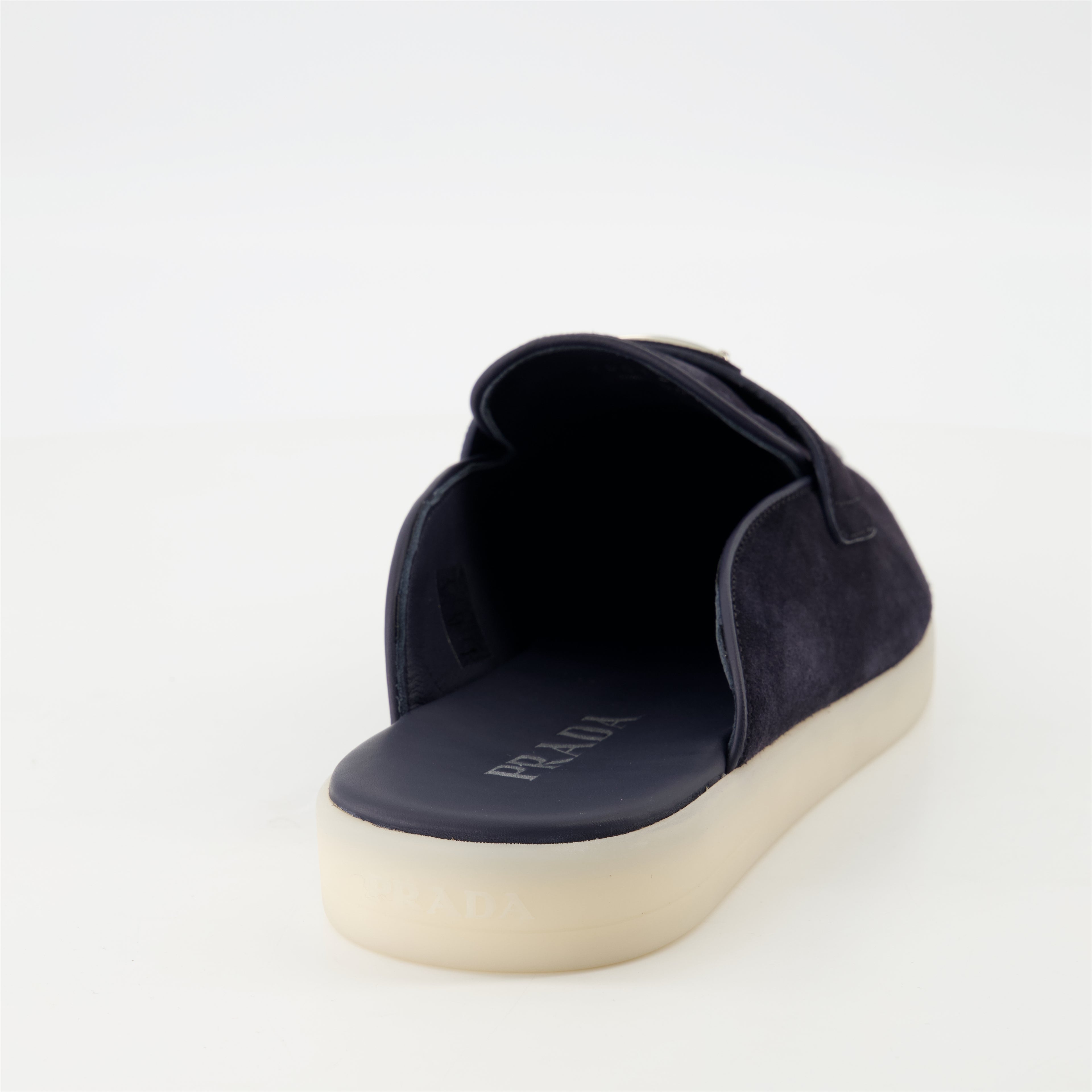 Chaussures ouvertes Mules en cuir velours Prada Bleu foncé Homme